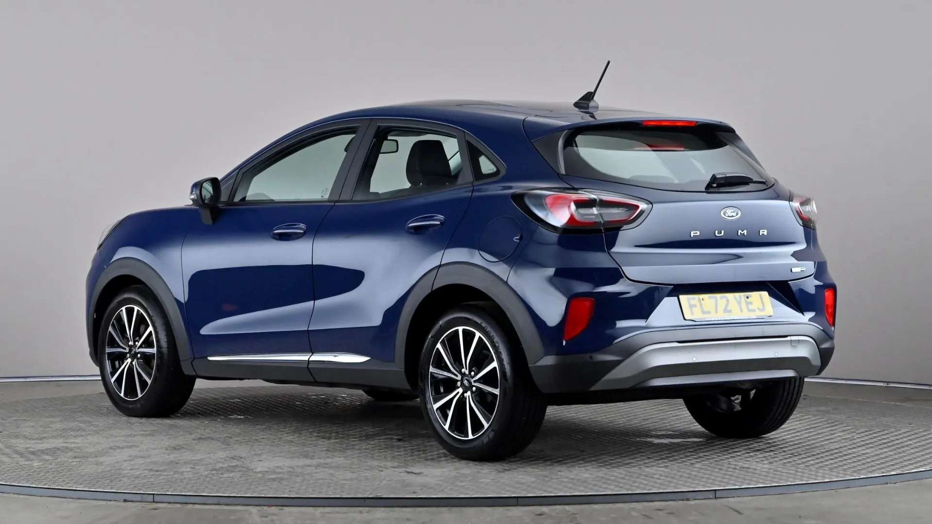 A 2022 FORD PUMA 1.0 EcoBoost Hybrid mHEV Titanium A 2022 FORD PUMA 1.0 EcoBoost Hybrid mHEV Titanium