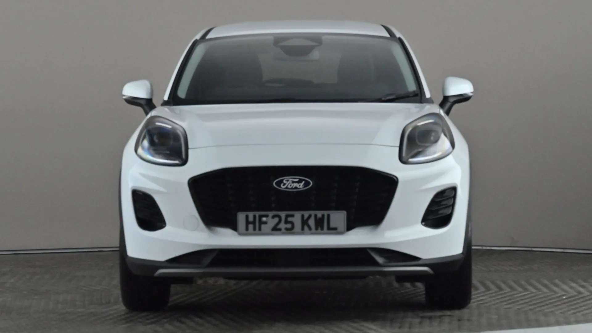 A 2025 FORD PUMA 1.0 EcoBoost Hybrid mHEV Titanium A 2025 FORD PUMA 1.0 EcoBoost Hybrid mHEV Titanium