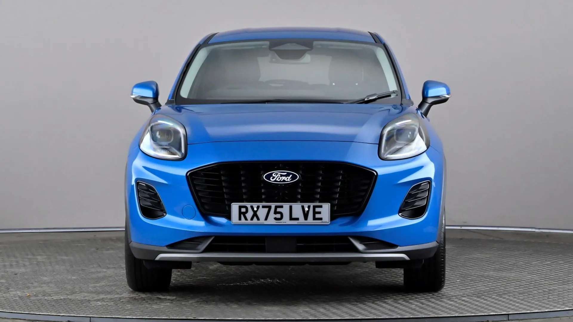 A 2025 FORD PUMA 1.0 EcoBoost Hybrid mHEV Titanium A 2025 FORD PUMA 1.0 EcoBoost Hybrid mHEV Titanium