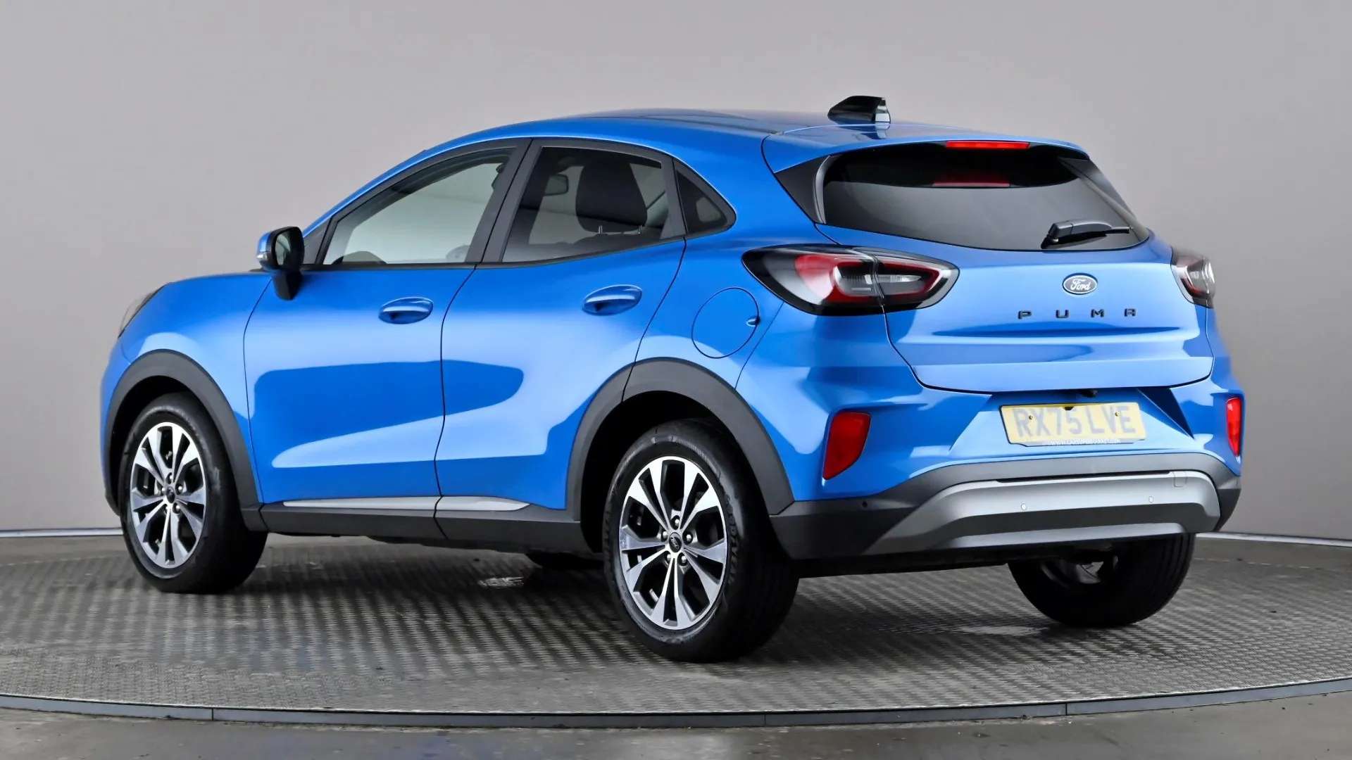 A 2025 FORD PUMA 1.0 EcoBoost Hybrid mHEV Titanium A 2025 FORD PUMA 1.0 EcoBoost Hybrid mHEV Titanium