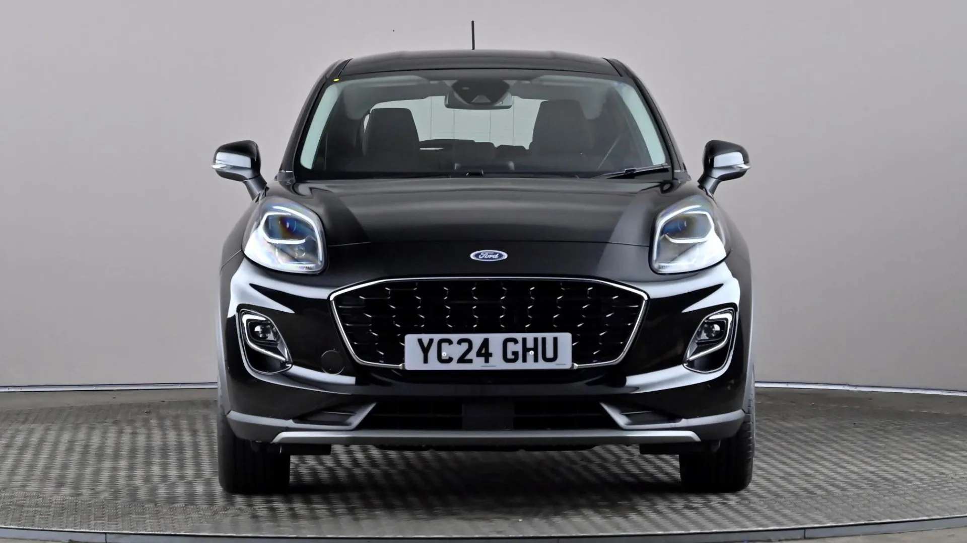 A 2024 FORD PUMA 1.0 EcoBoost Hybrid mHEV Titanium A 2024 FORD PUMA 1.0 EcoBoost Hybrid mHEV Titanium