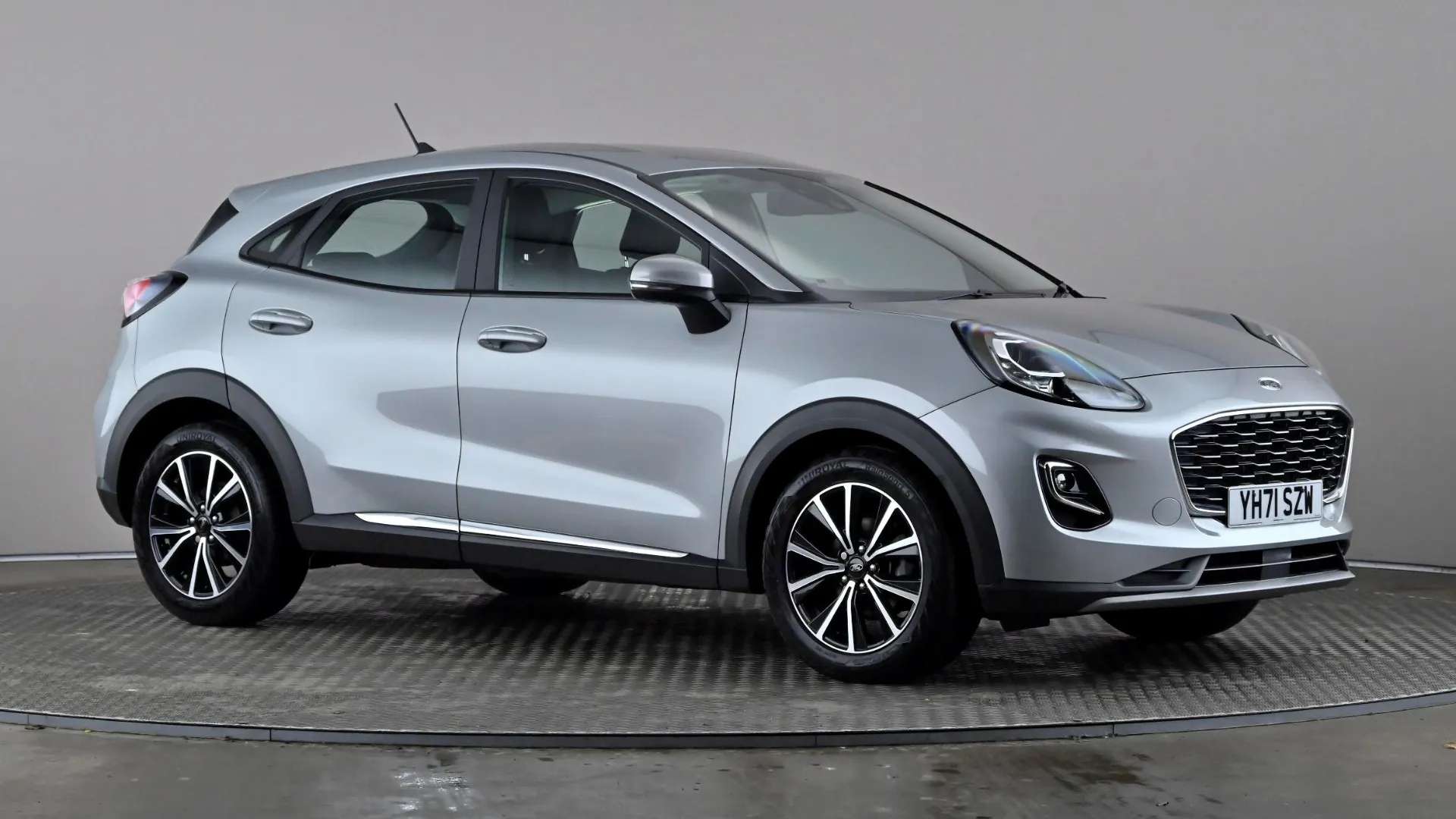 A 2021 FORD PUMA 1.0 EcoBoost Hybrid mHEV Titanium A 2021 FORD PUMA 1.0 EcoBoost Hybrid mHEV Titanium