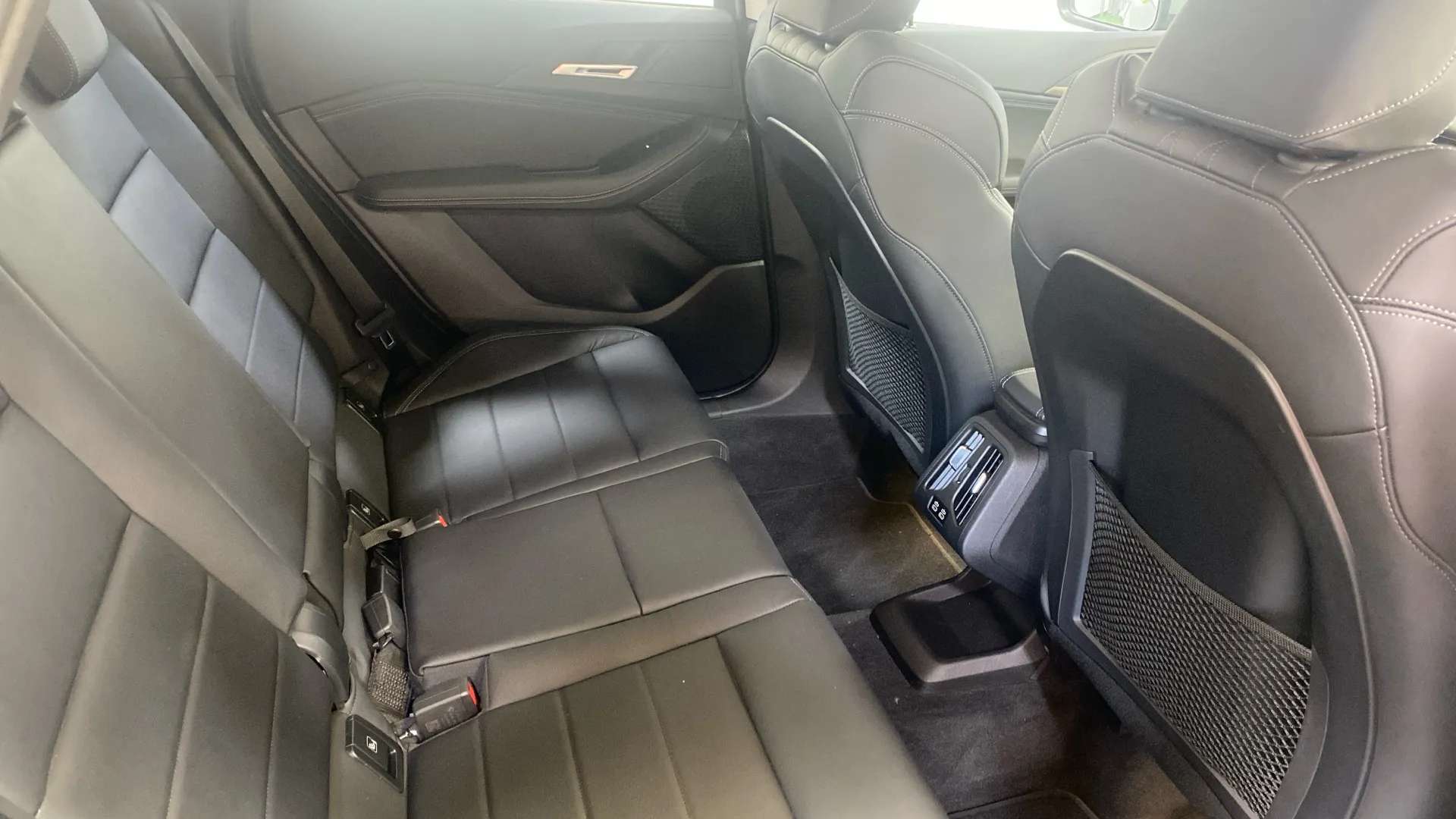 A 2023 BMW 2 SERIES ACTIVE TOURER 220i MHT Luxury DCT A 2023 BMW 2 SERIES ACTIVE TOURER 220i MHT Luxury DCT
