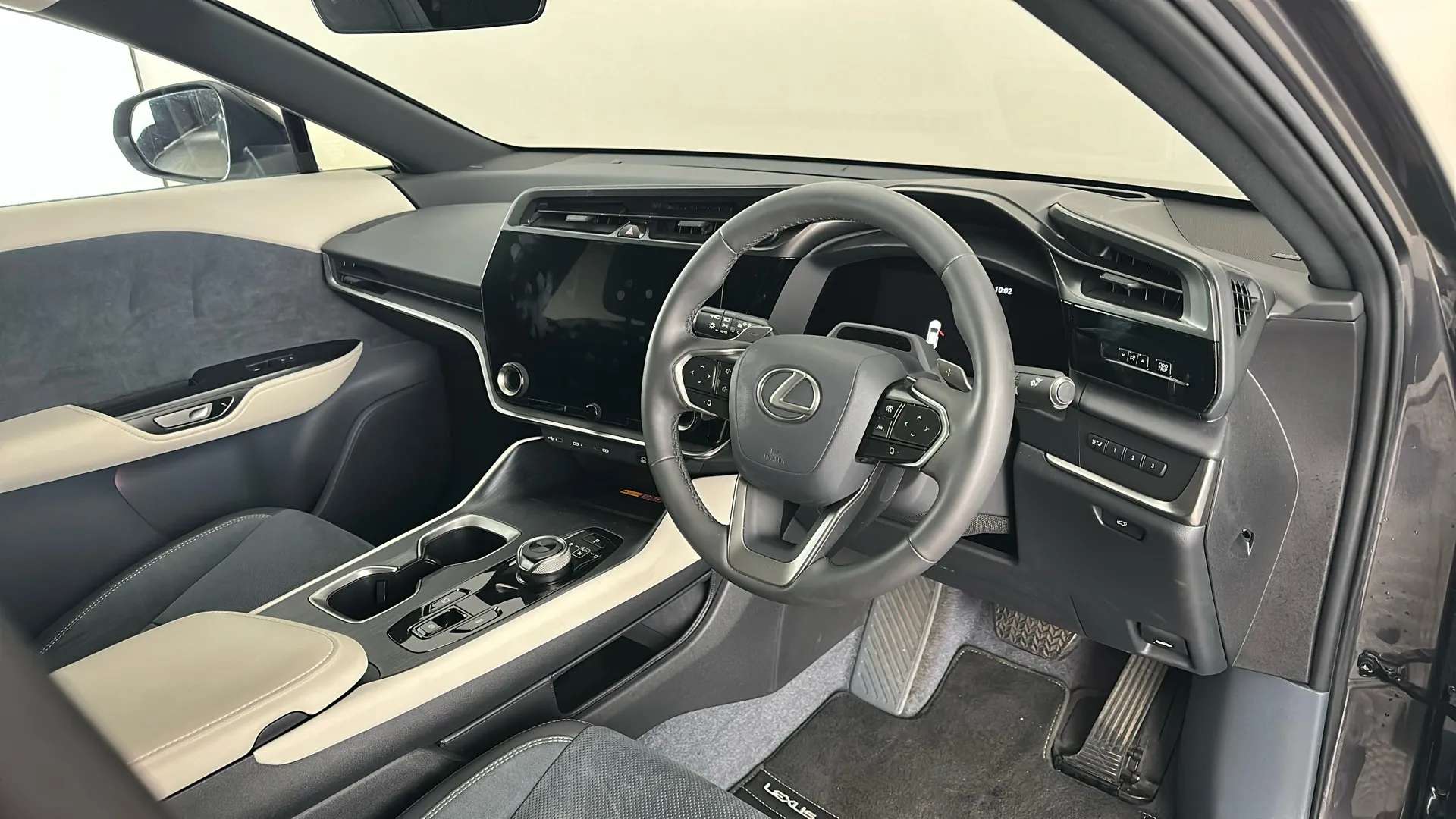 2024 LEXUS RZ 2024 LEXUS RZ