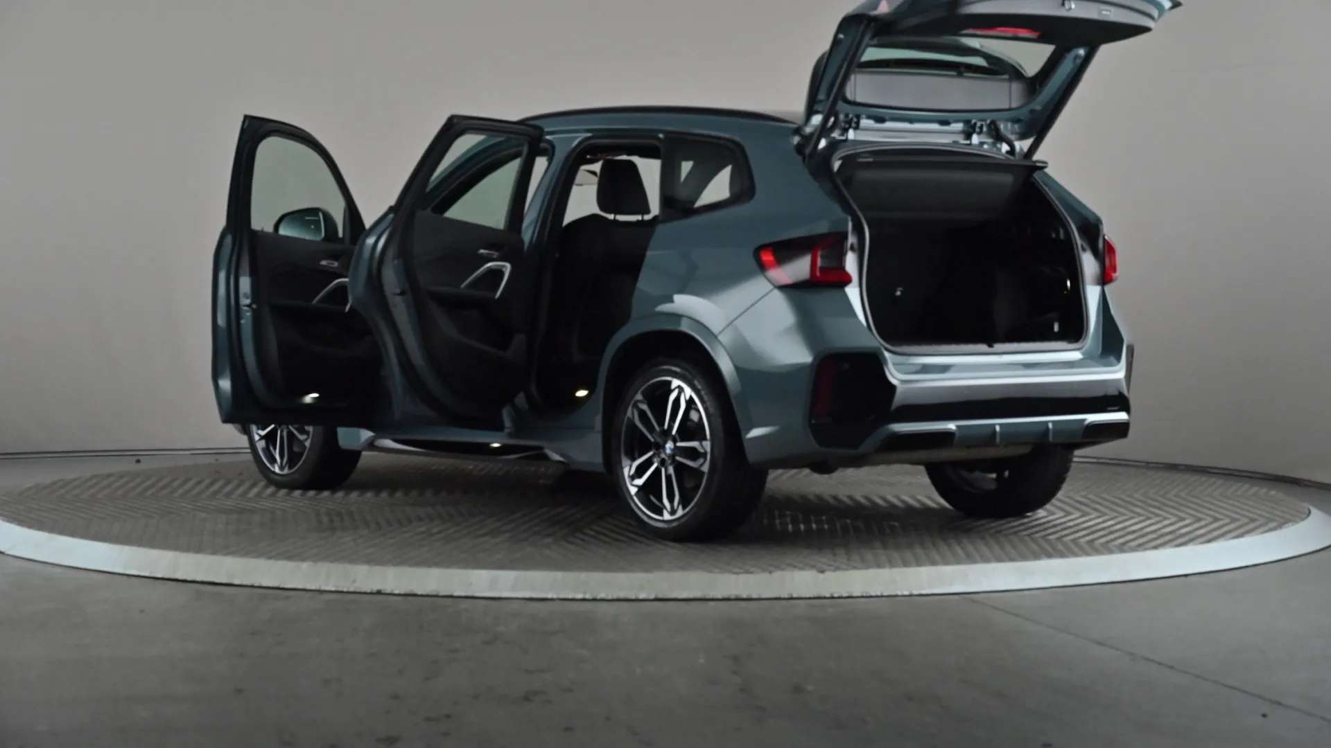 2023 BMW X1 2023 BMW X1