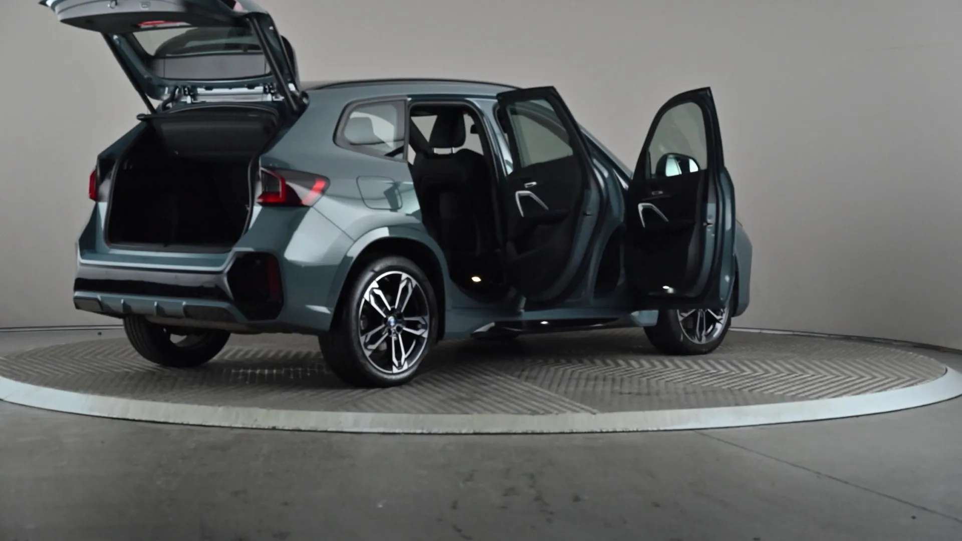 2023 BMW X1 2023 BMW X1