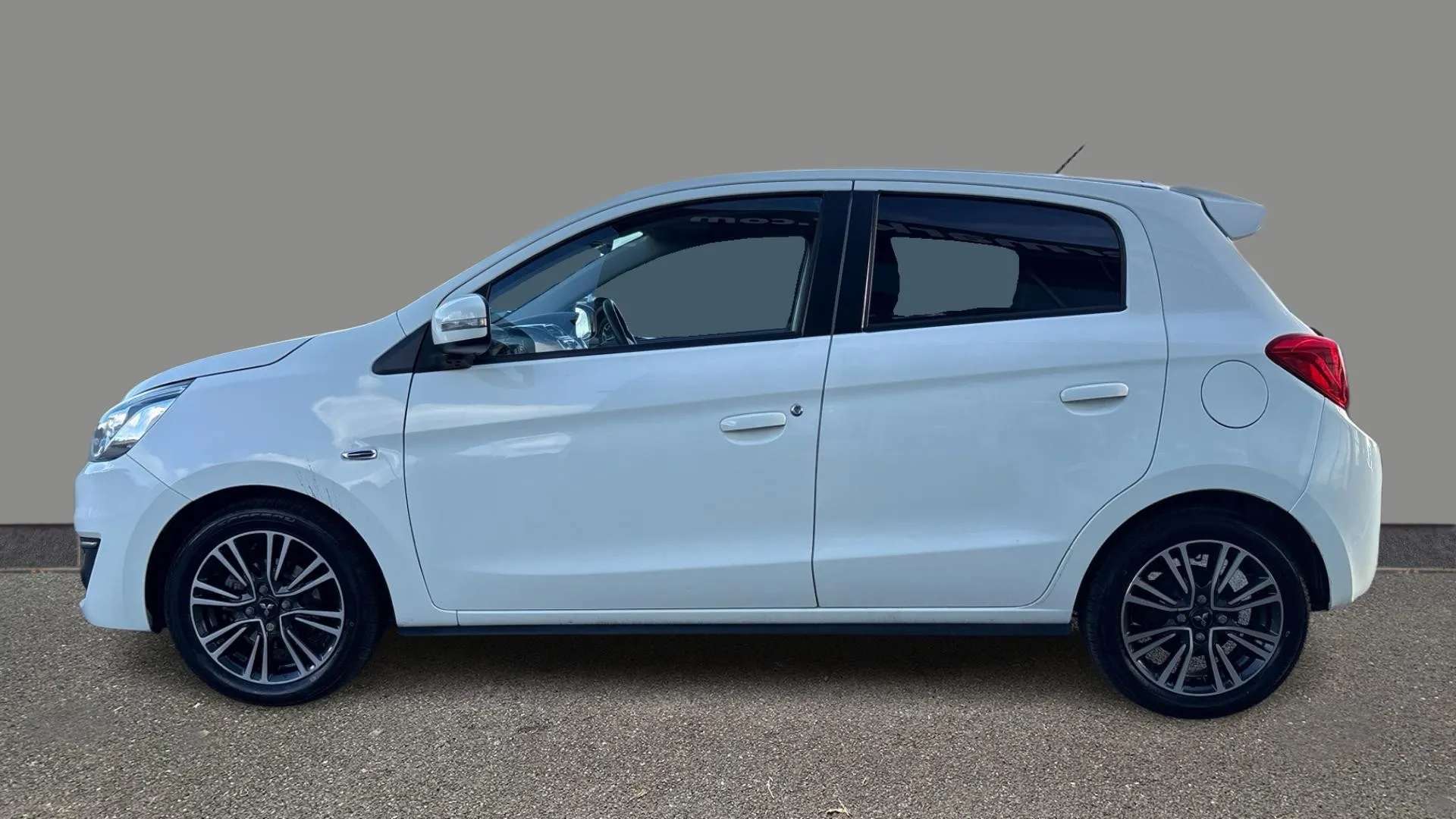 A 2019 MITSUBISHI MIRAGE 1.2 4 A 2019 MITSUBISHI MIRAGE 1.2 4