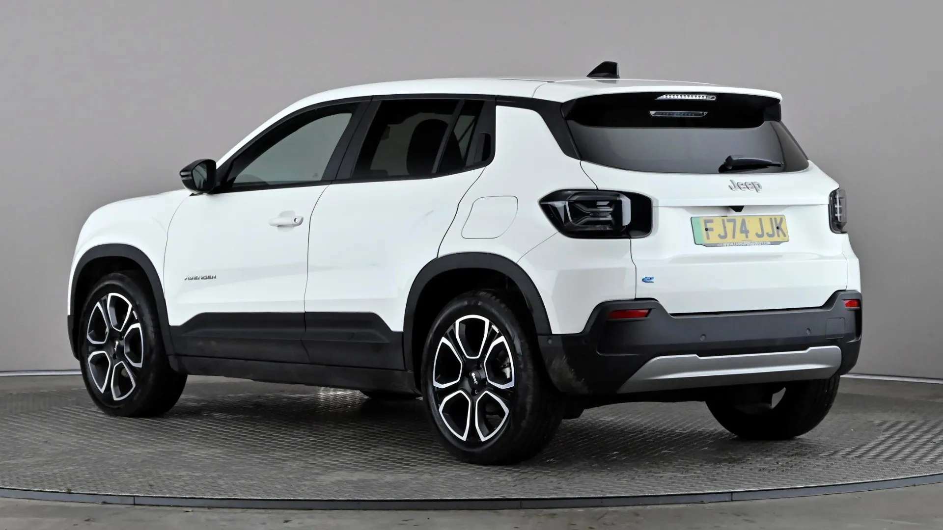 A 2024 JEEP AVENGER 115kW Summit 54kWh Auto A 2024 JEEP AVENGER 115kW Summit 54kWh Auto