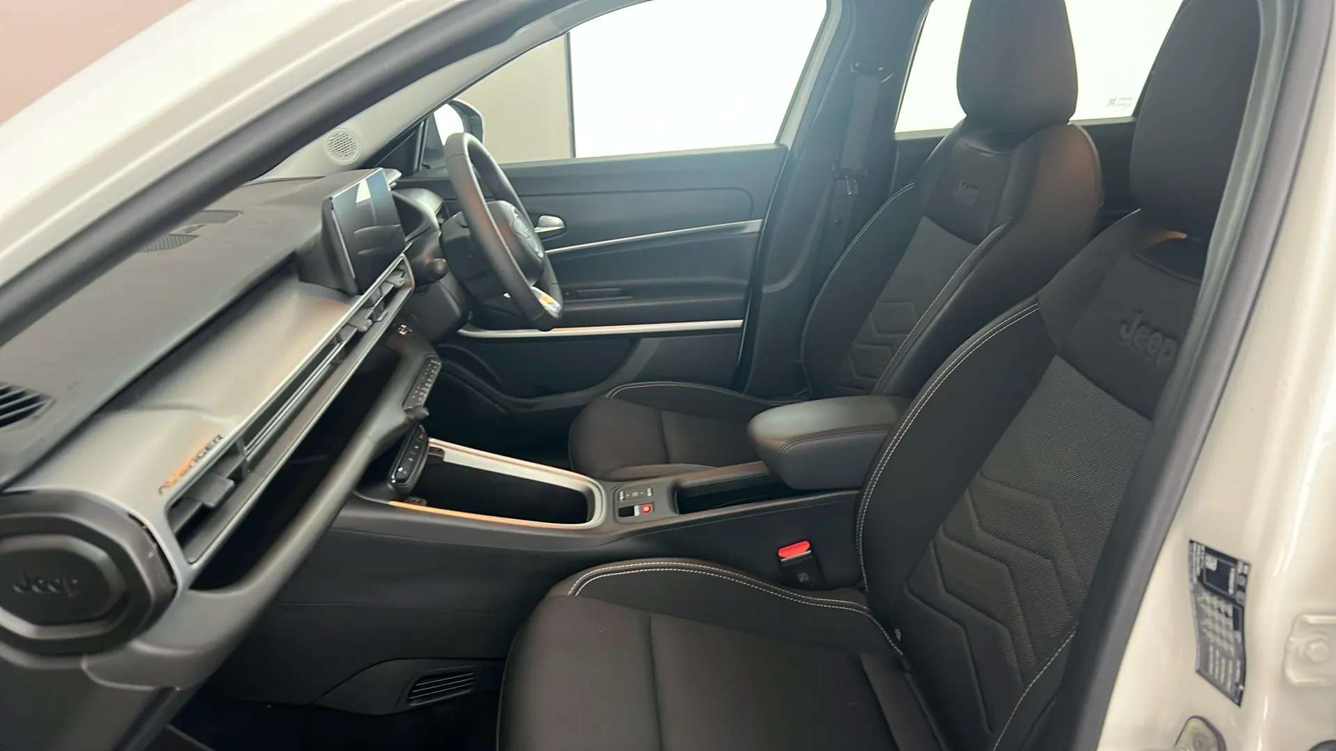 2024 JEEP AVENGER 2024 JEEP AVENGER