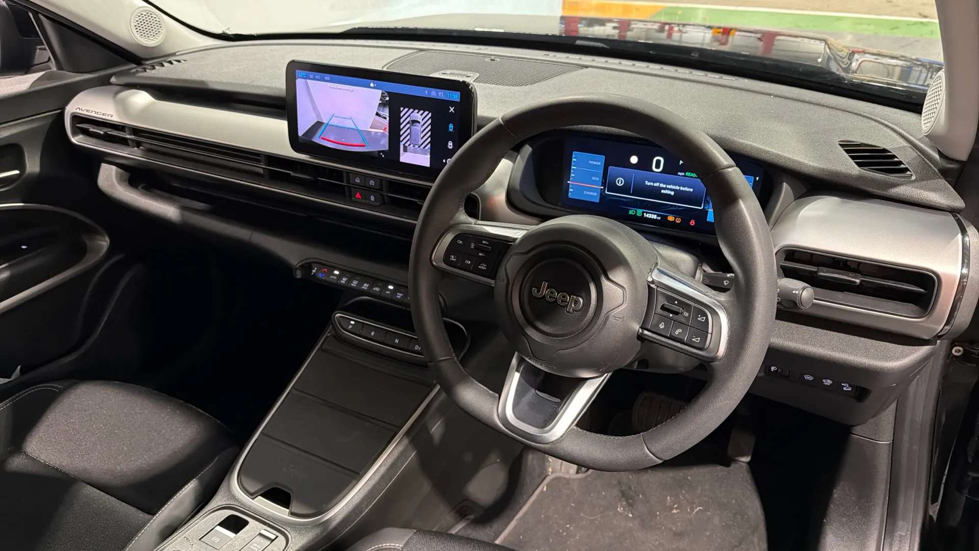 A 2024 JEEP AVENGER 115kW Summit 54kWh Auto A 2024 JEEP AVENGER 115kW Summit 54kWh Auto