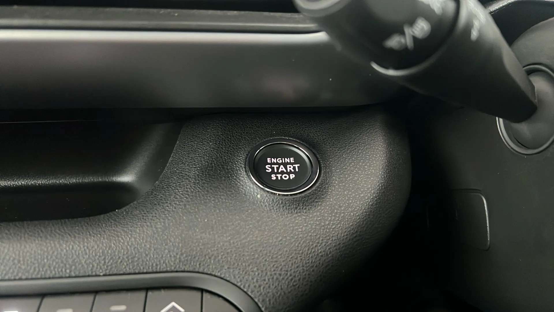 2025 JEEP AVENGER 2025 JEEP AVENGER