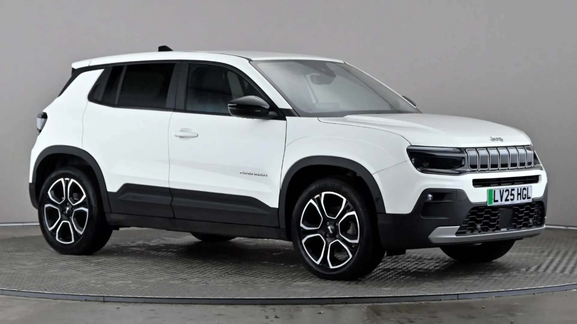 A 2025 JEEP AVENGER 115kW Summit 54kWh Auto A 2025 JEEP AVENGER 115kW Summit 54kWh Auto
