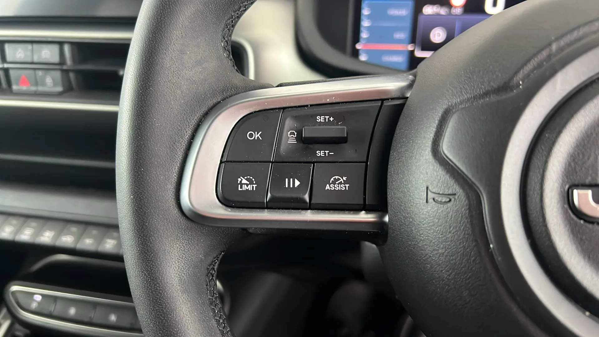 2024 JEEP AVENGER 2024 JEEP AVENGER