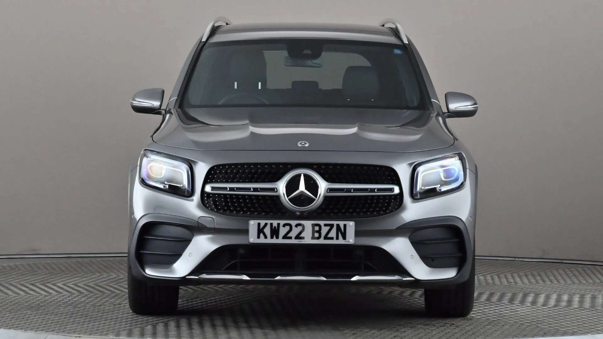A 2022 MERCEDES-BENZ GLB GLB 200 AMG Line Premium 7G-Tronic A 2022 MERCEDES-BENZ GLB GLB 200 AMG Line Premium 7G-Tronic