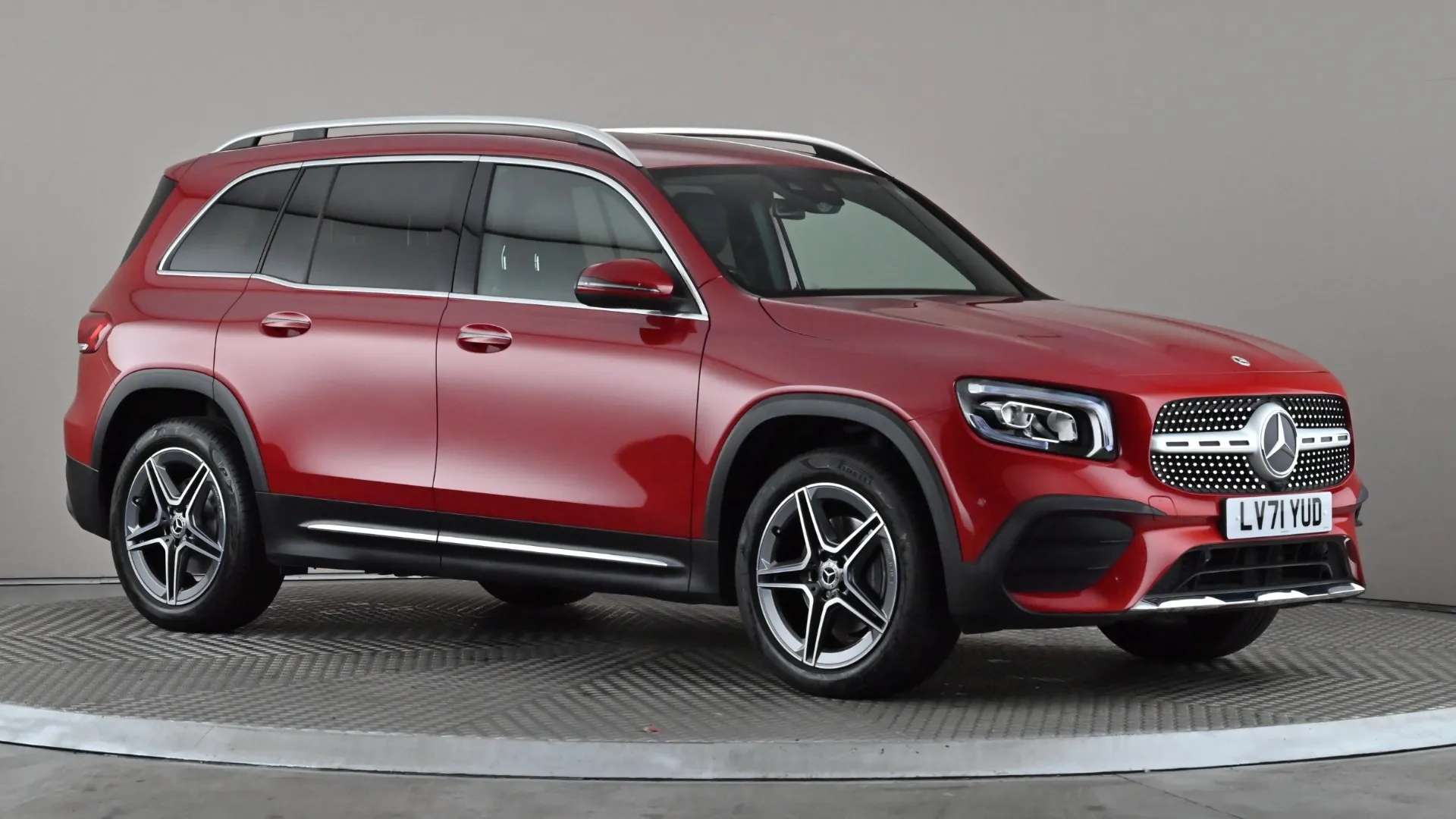 A 2022 MERCEDES-BENZ GLB GLB 200 AMG Line Premium 7G-Tronic A 2022 MERCEDES-BENZ GLB GLB 200 AMG Line Premium 7G-Tronic