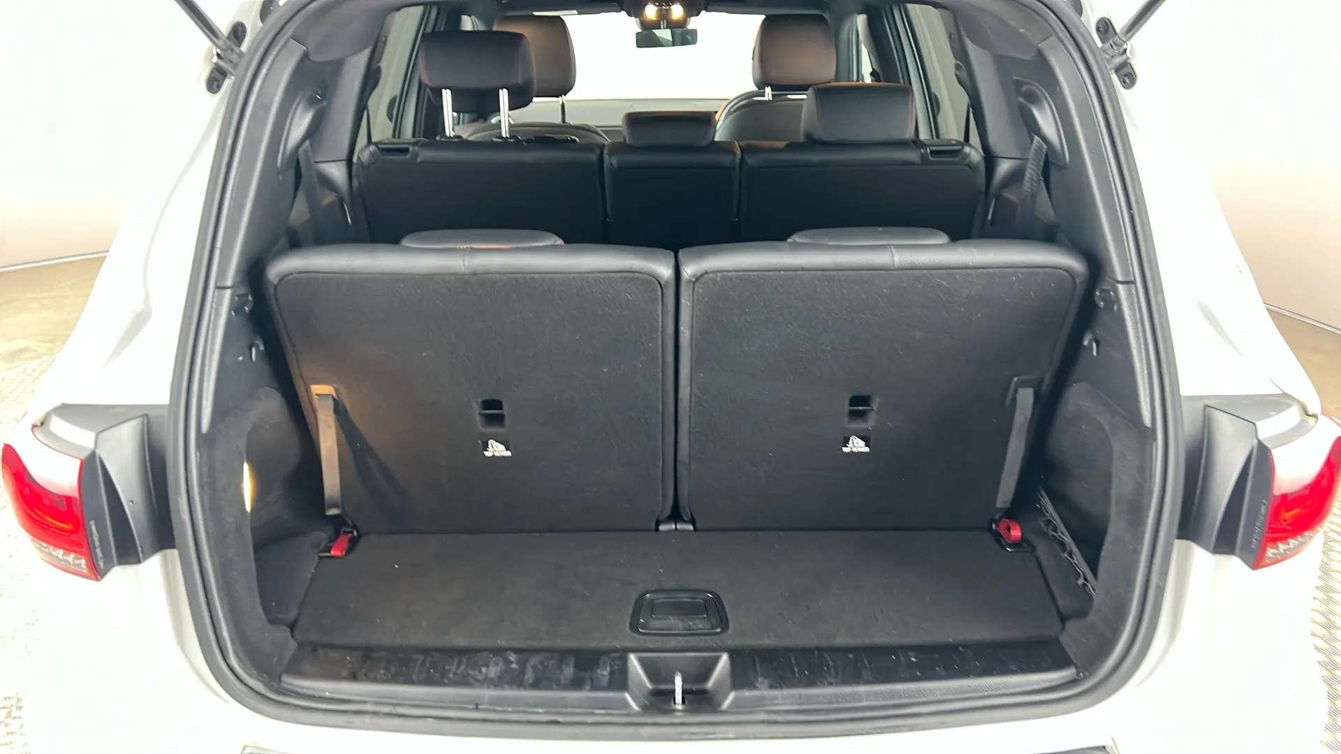 0 MERCEDES-BENZ GLB 0 MERCEDES-BENZ GLB