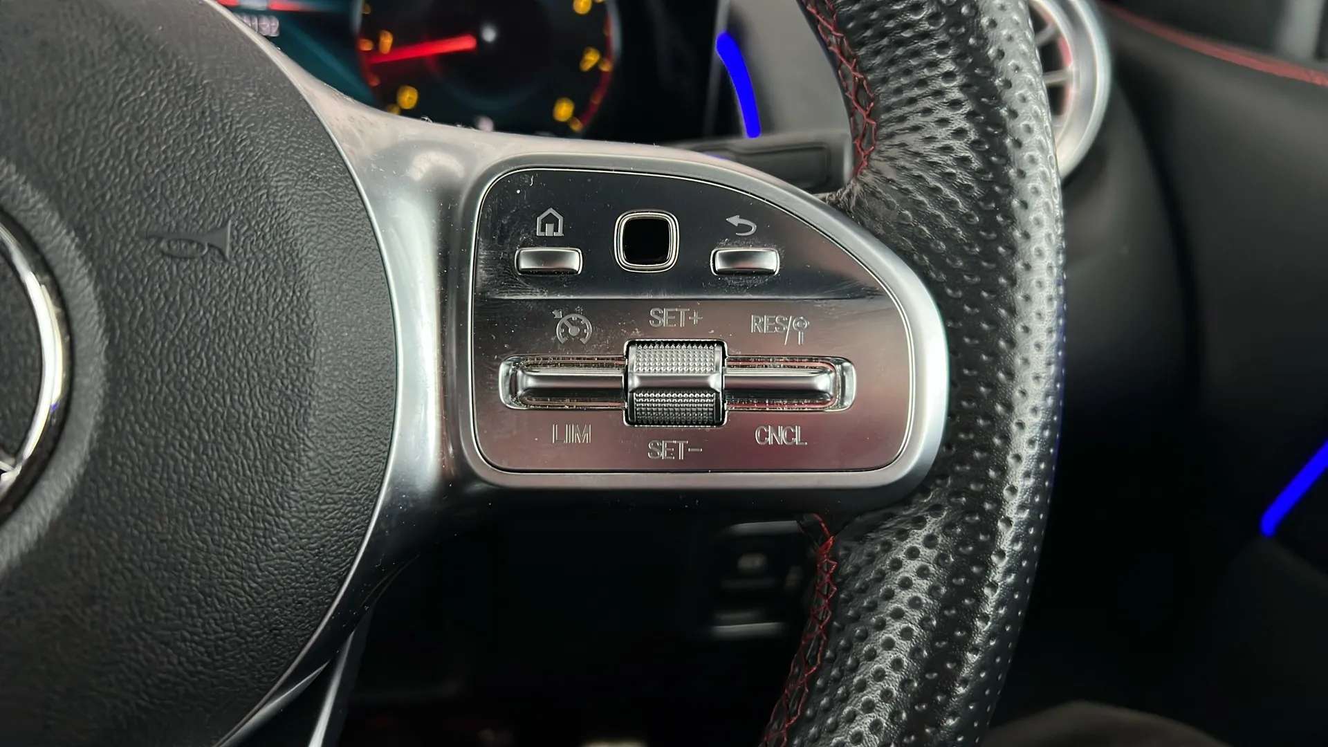 0 MERCEDES-BENZ GLB 0 MERCEDES-BENZ GLB