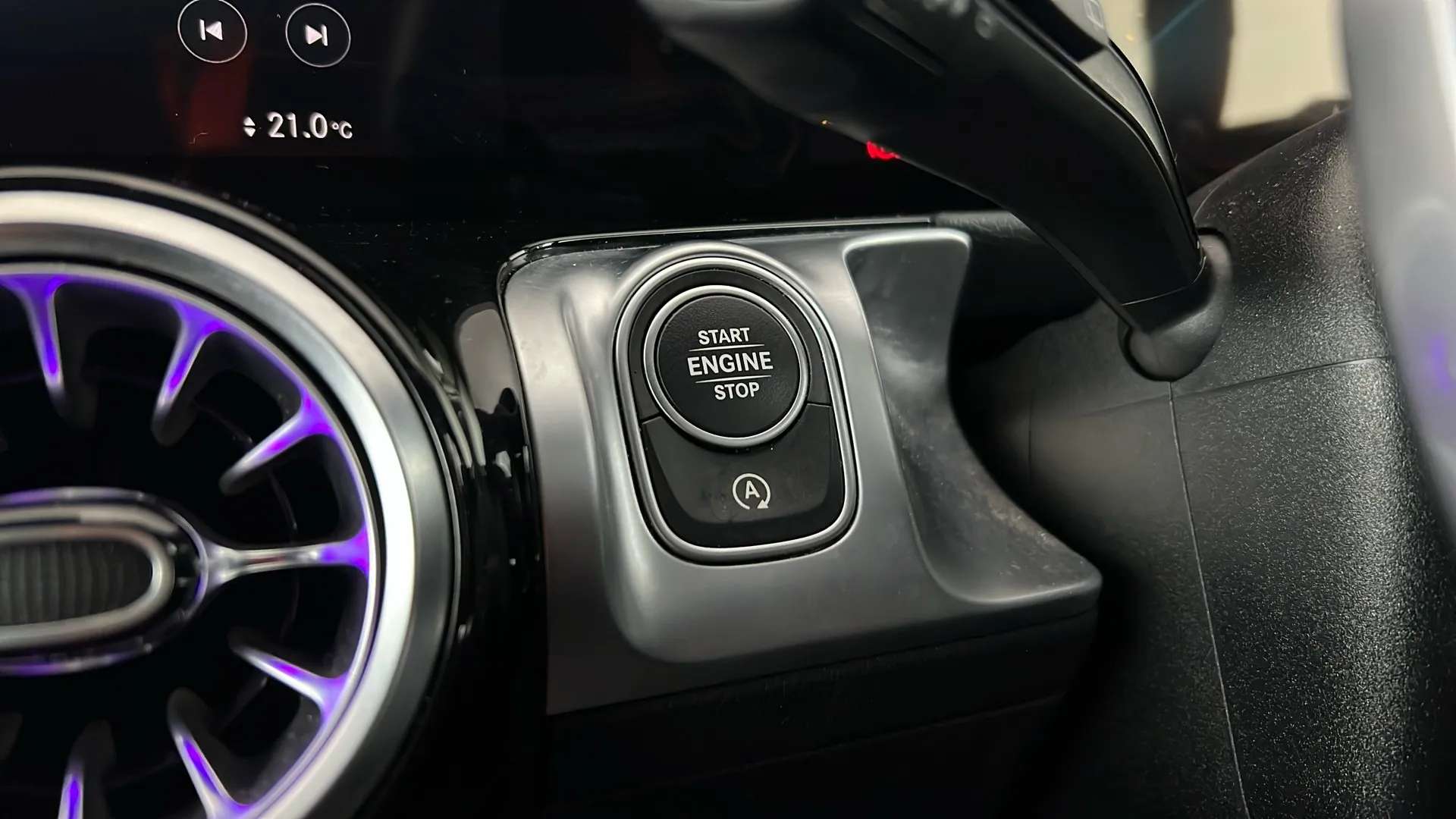 0 MERCEDES-BENZ GLB 0 MERCEDES-BENZ GLB