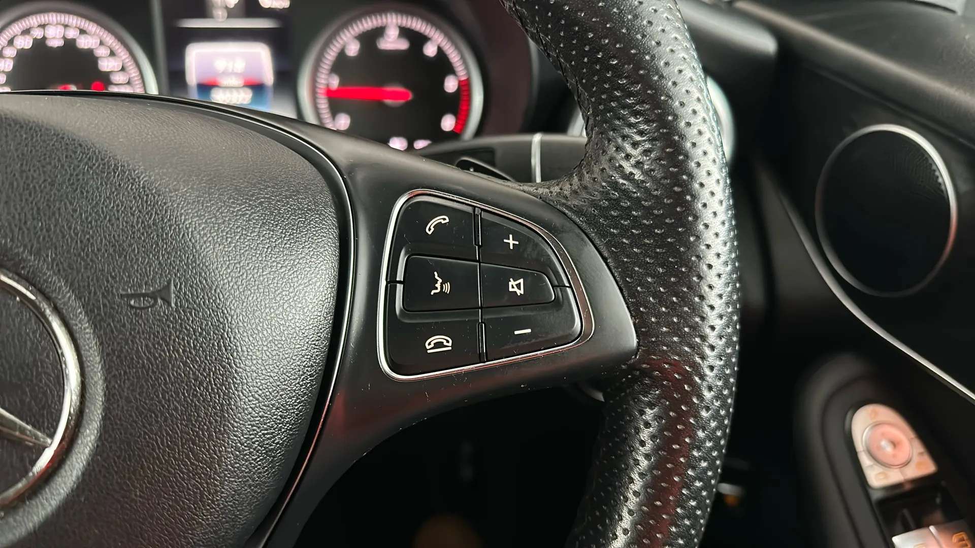 2019 MERCEDES-BENZ GLC COUPE 2019 MERCEDES-BENZ GLC COUPE