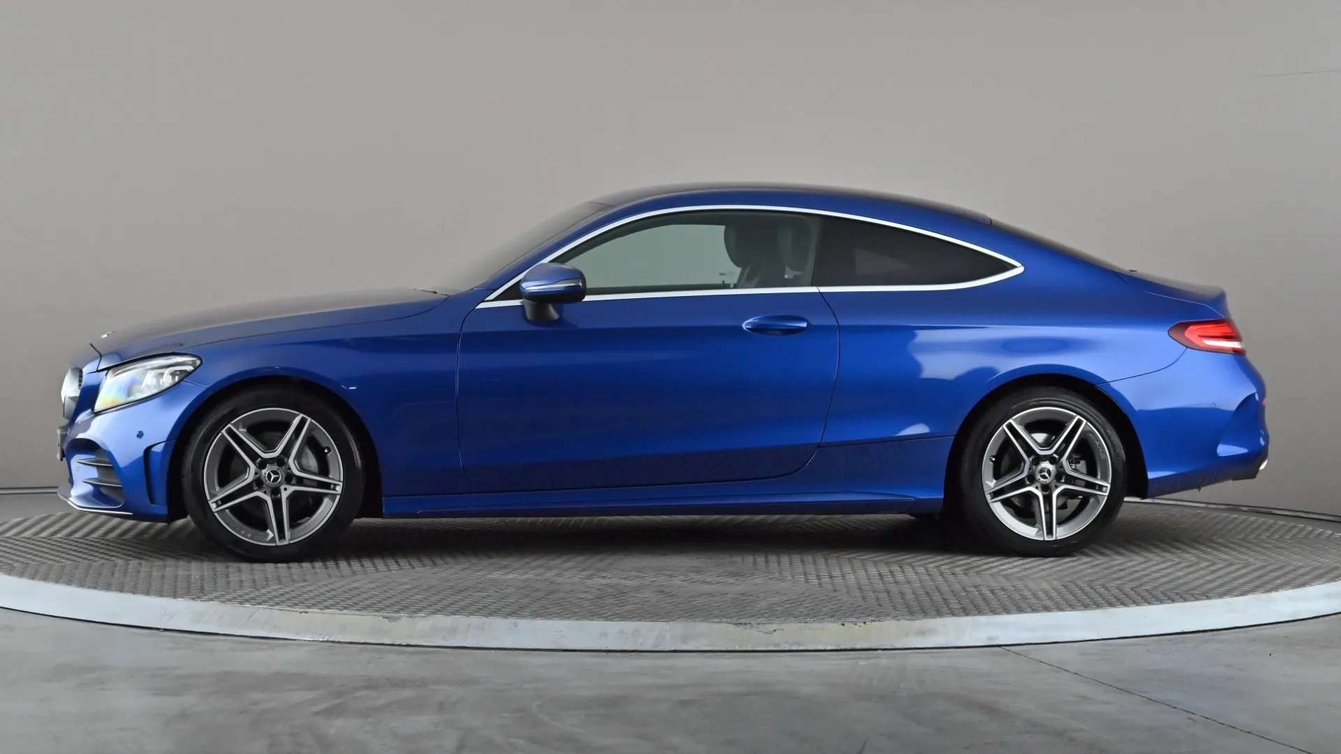 A 2022 MERCEDES-BENZ C CLASS C200 AMG Line Edition Premium 9G-Tronic A 2022 MERCEDES-BENZ C CLASS C200 AMG Line Edition Premium 9G-Tronic
