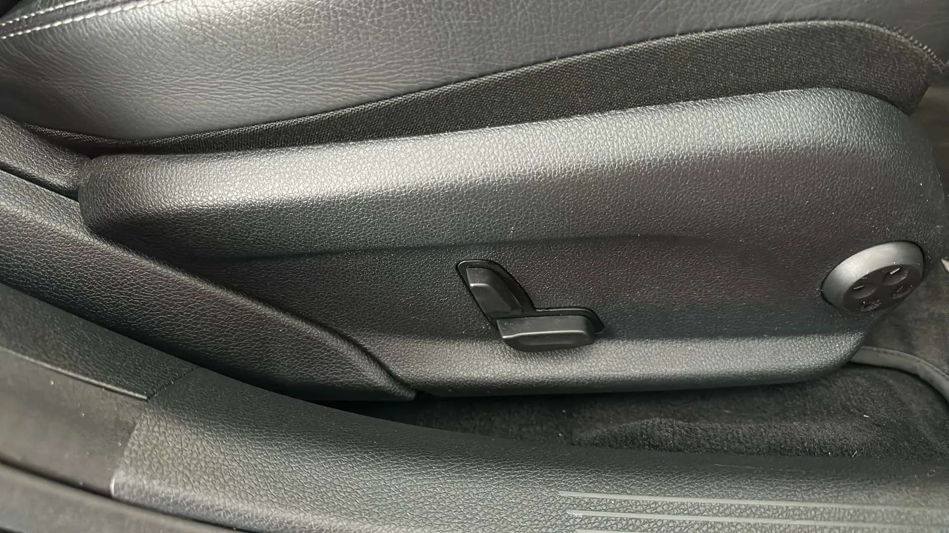 2019 MERCEDES-BENZ C CLASS 2019 MERCEDES-BENZ C CLASS