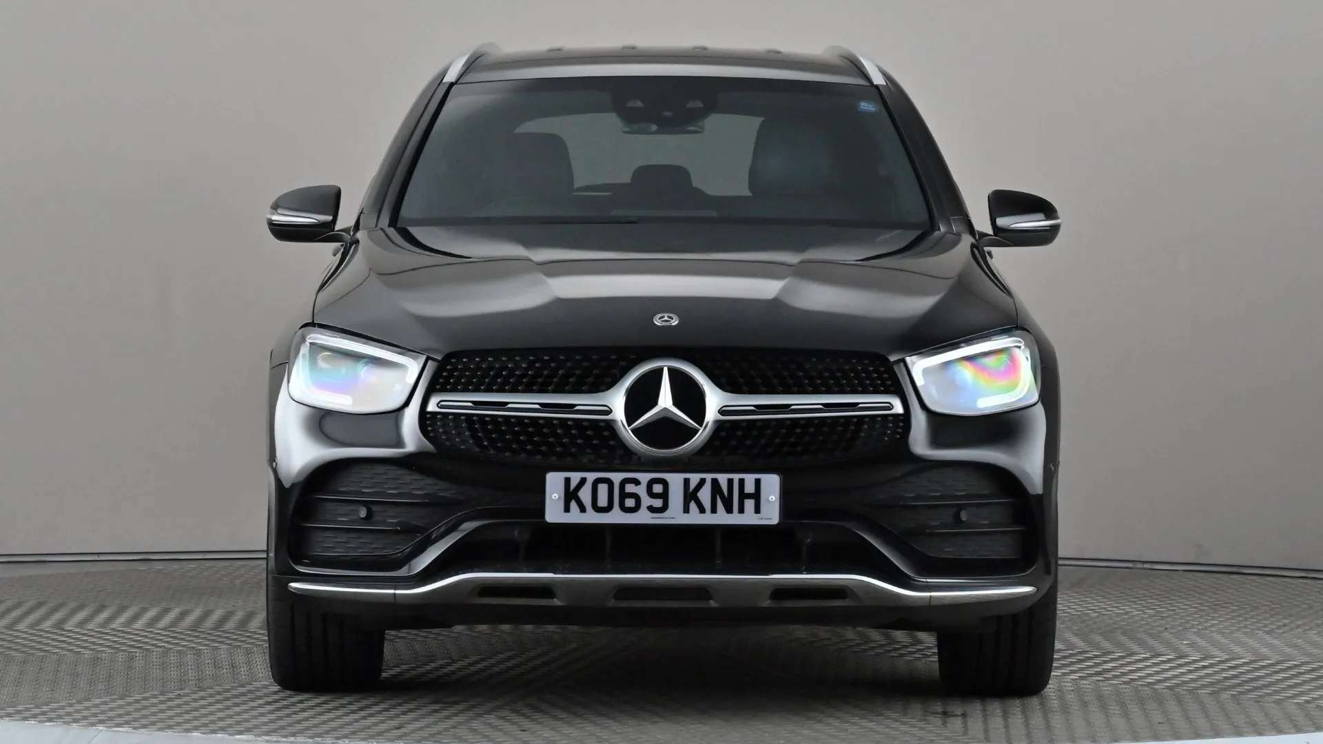 A 2020 MERCEDES-BENZ GLC GLC 300d 4Matic AMG Line Premium 9G-Tronic A 2020 MERCEDES-BENZ GLC GLC 300d 4Matic AMG Line Premium 9G-Tronic
