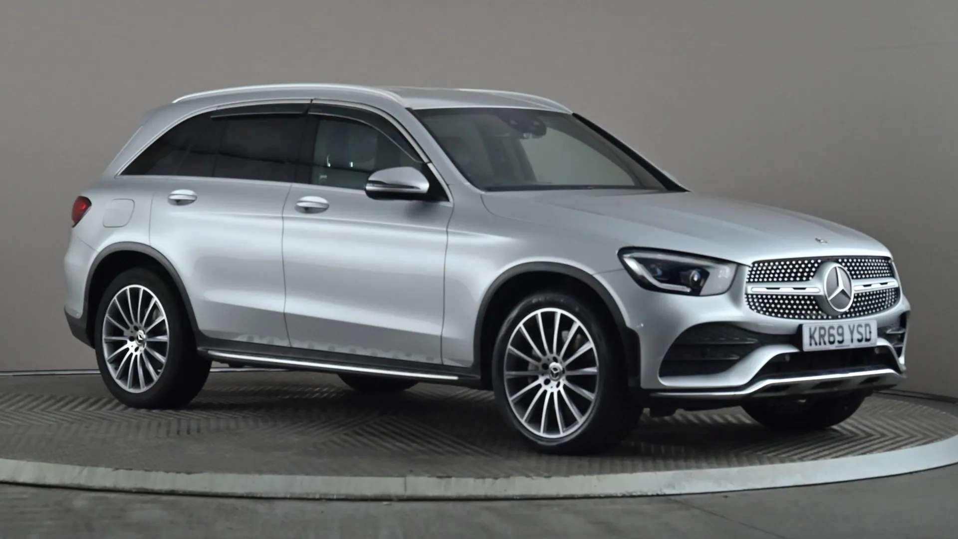 A 2019 MERCEDES-BENZ GLC GLC 300d 4Matic AMG Line Premium 9G-Tronic A 2019 MERCEDES-BENZ GLC GLC 300d 4Matic AMG Line Premium 9G-Tronic