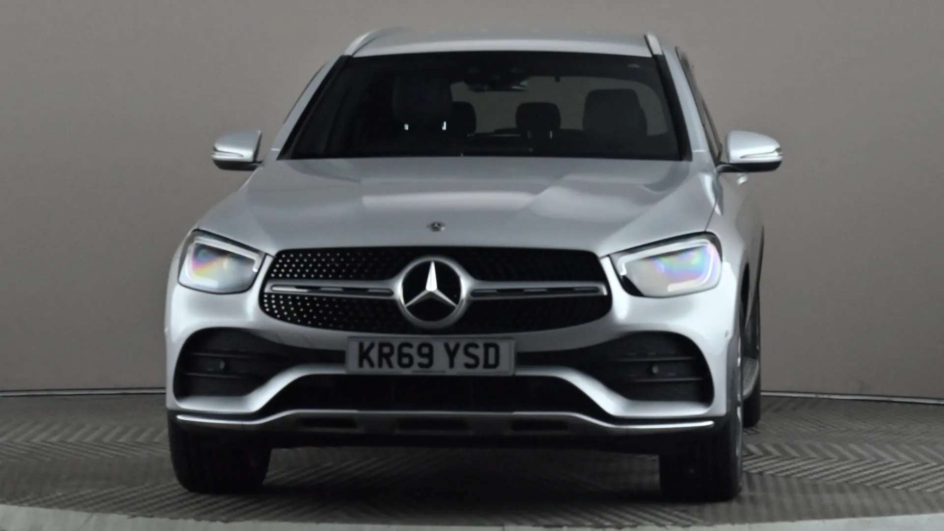 A 2019 MERCEDES-BENZ GLC GLC 300d 4Matic AMG Line Premium 9G-Tronic A 2019 MERCEDES-BENZ GLC GLC 300d 4Matic AMG Line Premium 9G-Tronic