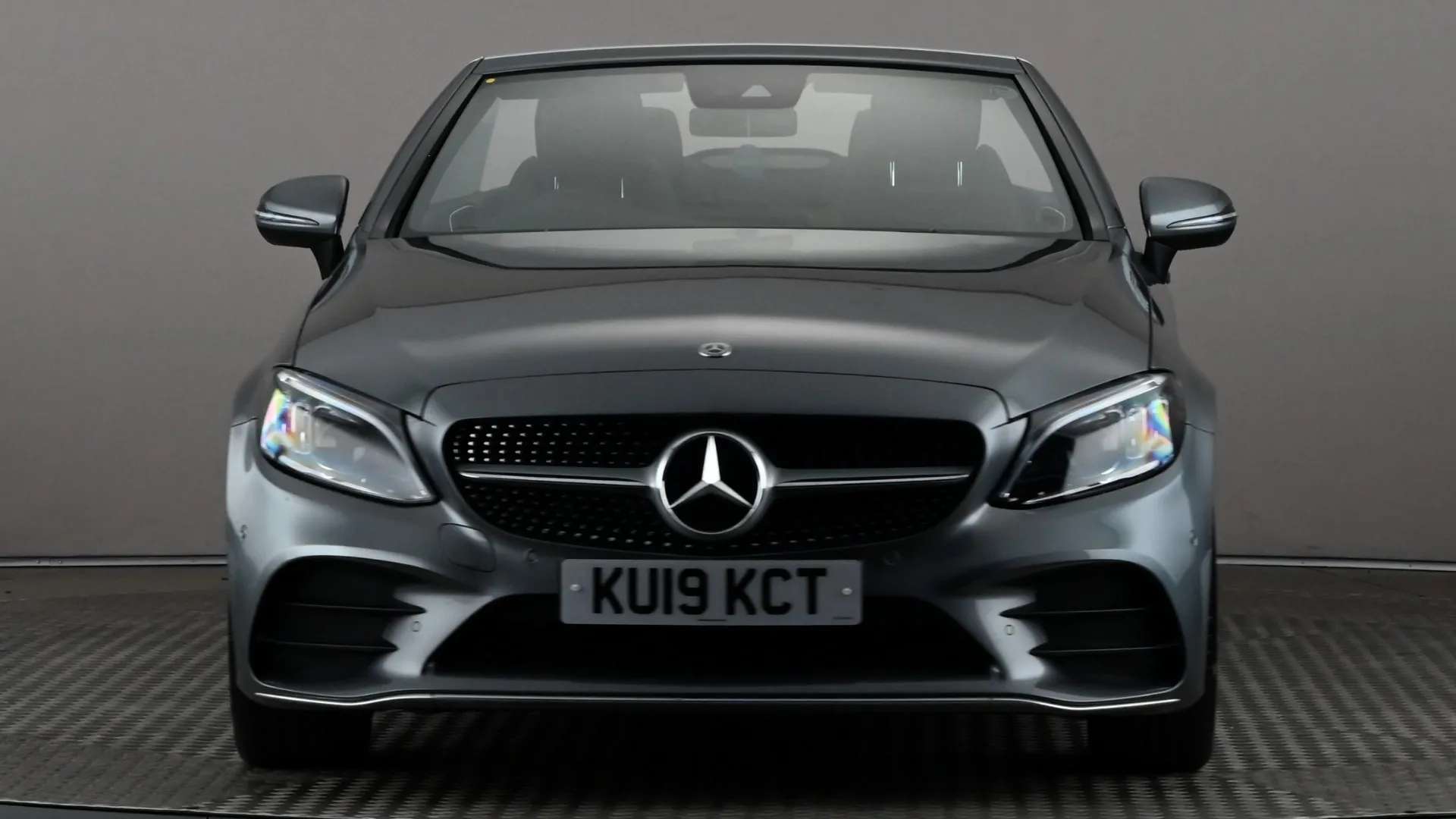 A 2019 MERCEDES-BENZ C CLASS C300 AMG Line Premium 9G-Tronic A 2019 MERCEDES-BENZ C CLASS C300 AMG Line Premium 9G-Tronic