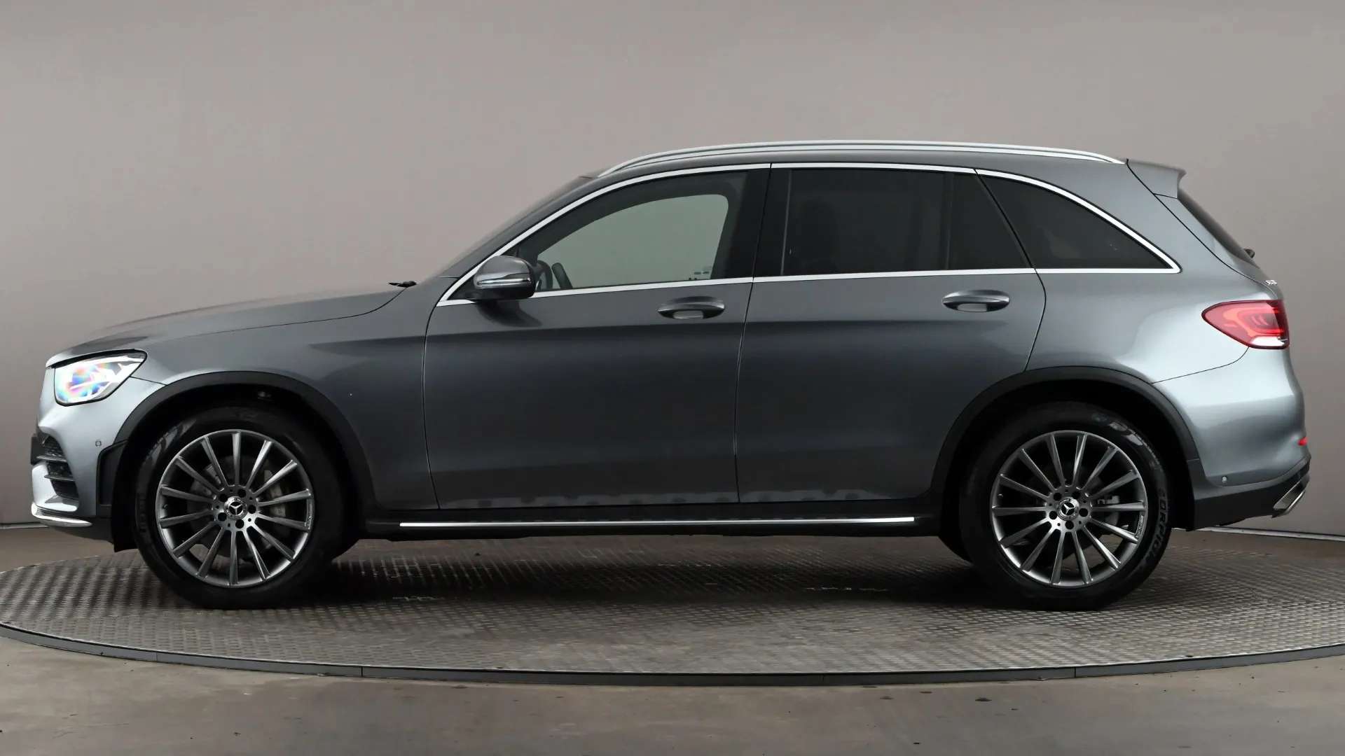A 2022 MERCEDES-BENZ GLC GLC 220d 4Matic AMG Line Premium 9G-Tronic A 2022 MERCEDES-BENZ GLC GLC 220d 4Matic AMG Line Premium 9G-Tronic