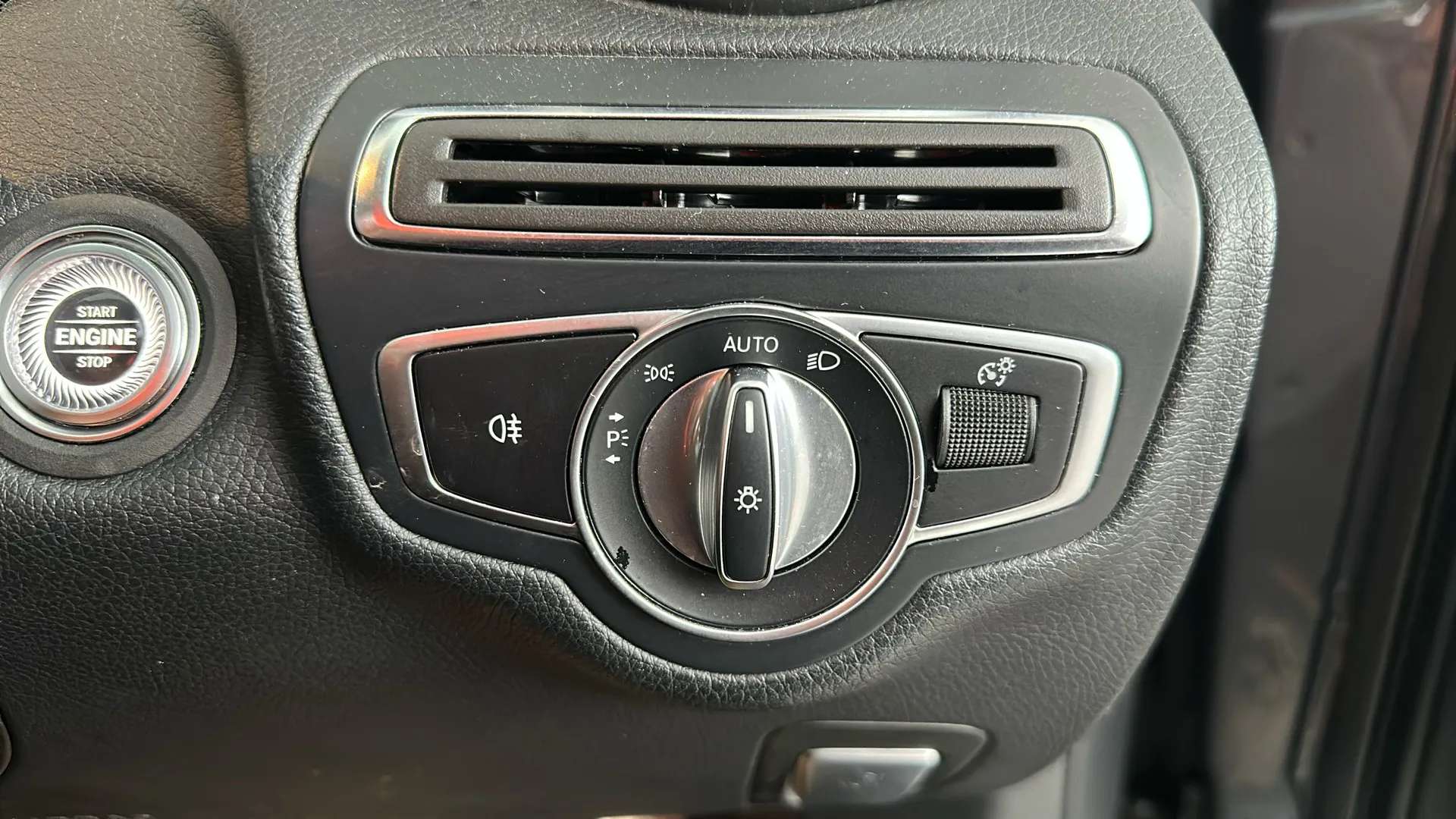 2019 MERCEDES-BENZ C CLASS 2019 MERCEDES-BENZ C CLASS