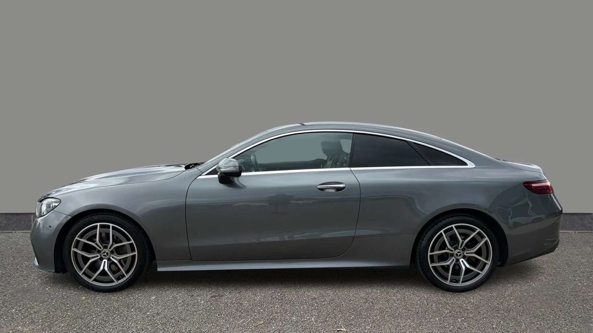A 2021 MERCEDES-BENZ E CLASS E220d AMG Line Premium 9G-Tronic A 2021 MERCEDES-BENZ E CLASS E220d AMG Line Premium 9G-Tronic