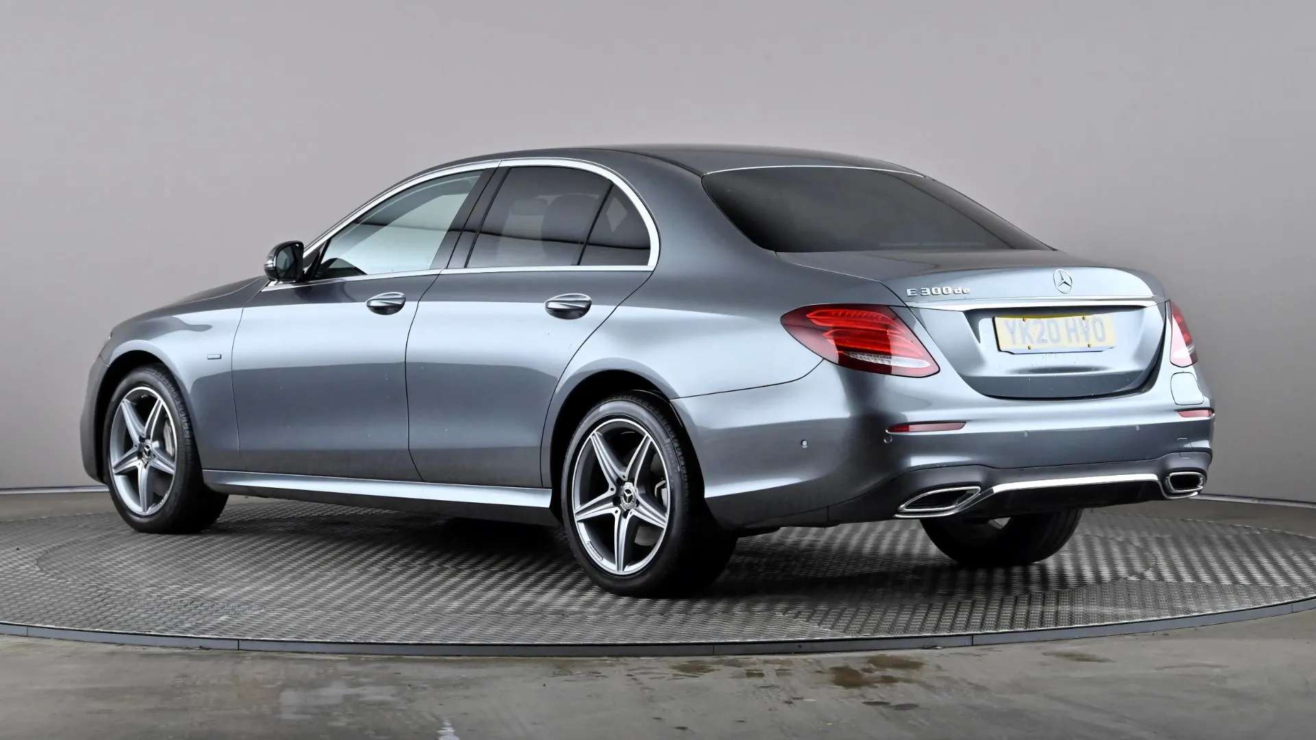 A 2020 MERCEDES-BENZ E CLASS E300de AMG Line Premium 9G-Tronic A 2020 MERCEDES-BENZ E CLASS E300de AMG Line Premium 9G-Tronic