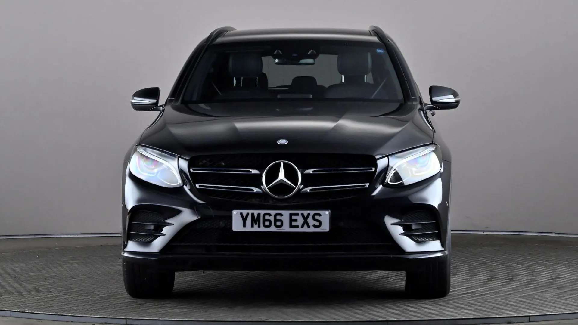 A 2016 MERCEDES-BENZ GLC GLC 220d 4Matic AMG Line Premium 9G-Tronic A 2016 MERCEDES-BENZ GLC GLC 220d 4Matic AMG Line Premium 9G-Tronic