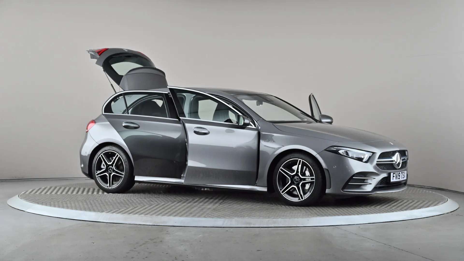 2019 MERCEDES-BENZ A CLASS 2019 MERCEDES-BENZ A CLASS