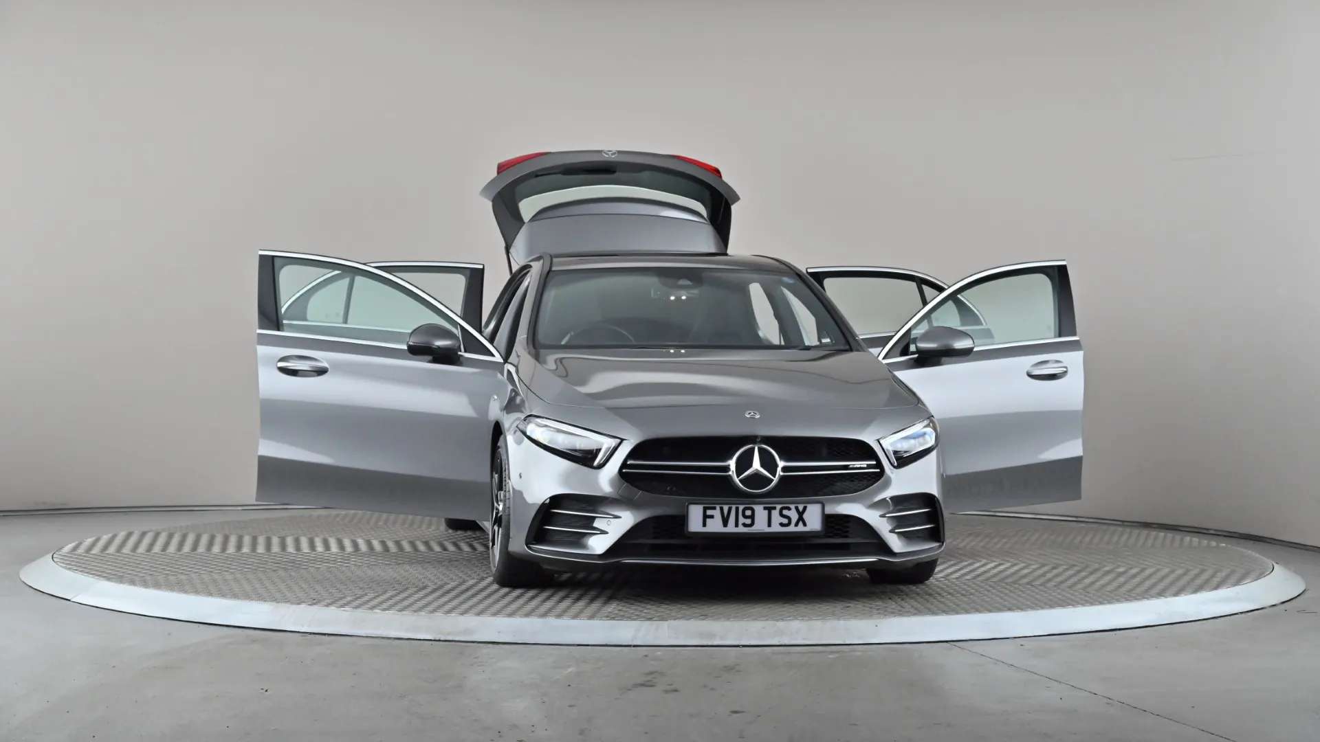 2019 MERCEDES-BENZ A CLASS 2019 MERCEDES-BENZ A CLASS