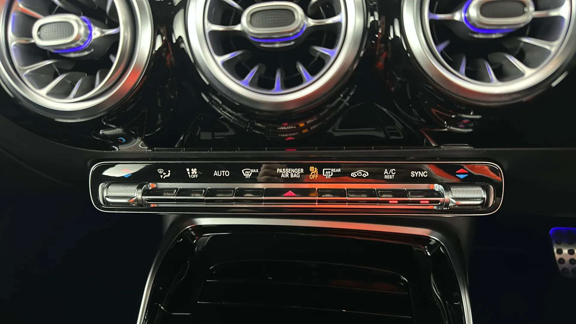 2019 MERCEDES-BENZ A CLASS 2019 MERCEDES-BENZ A CLASS