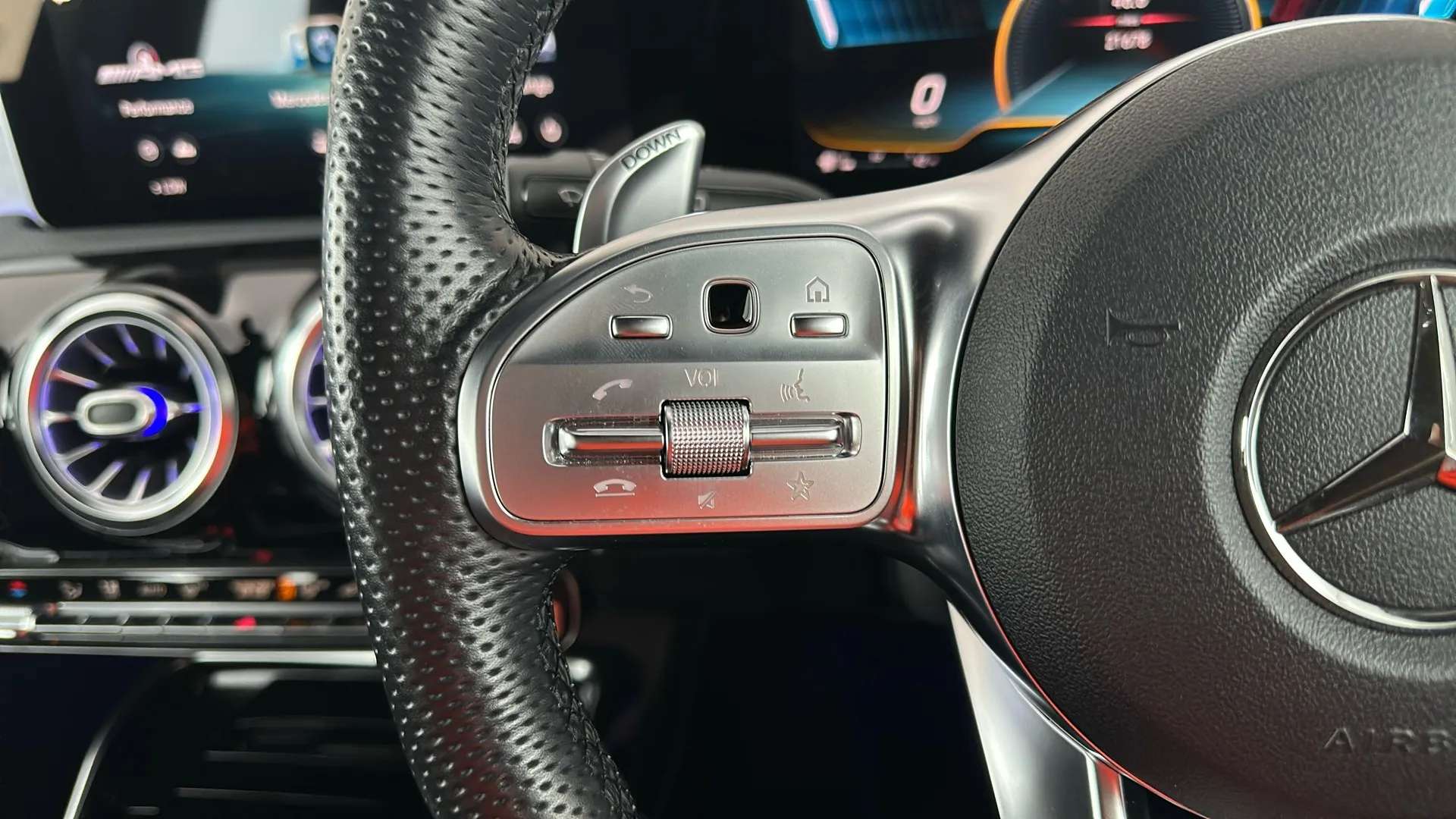 2019 MERCEDES-BENZ A CLASS 2019 MERCEDES-BENZ A CLASS