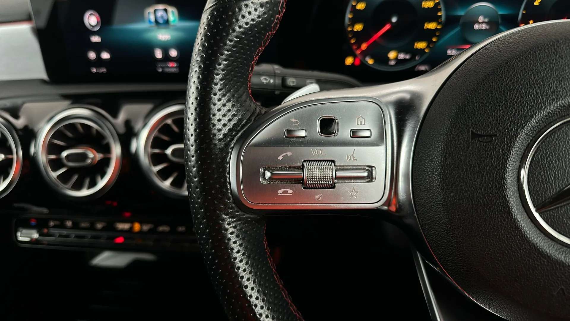 2020 MERCEDES-BENZ A CLASS 2020 MERCEDES-BENZ A CLASS