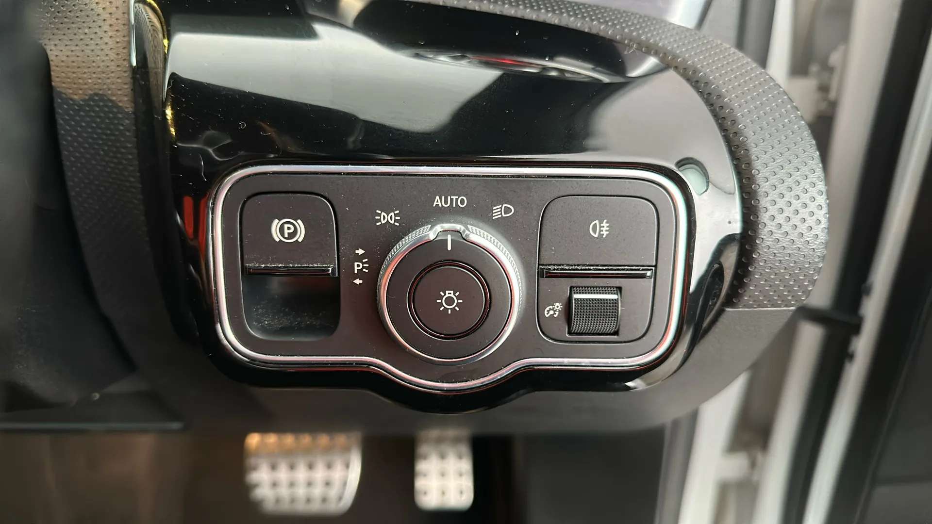 2020 MERCEDES-BENZ A CLASS 2020 MERCEDES-BENZ A CLASS