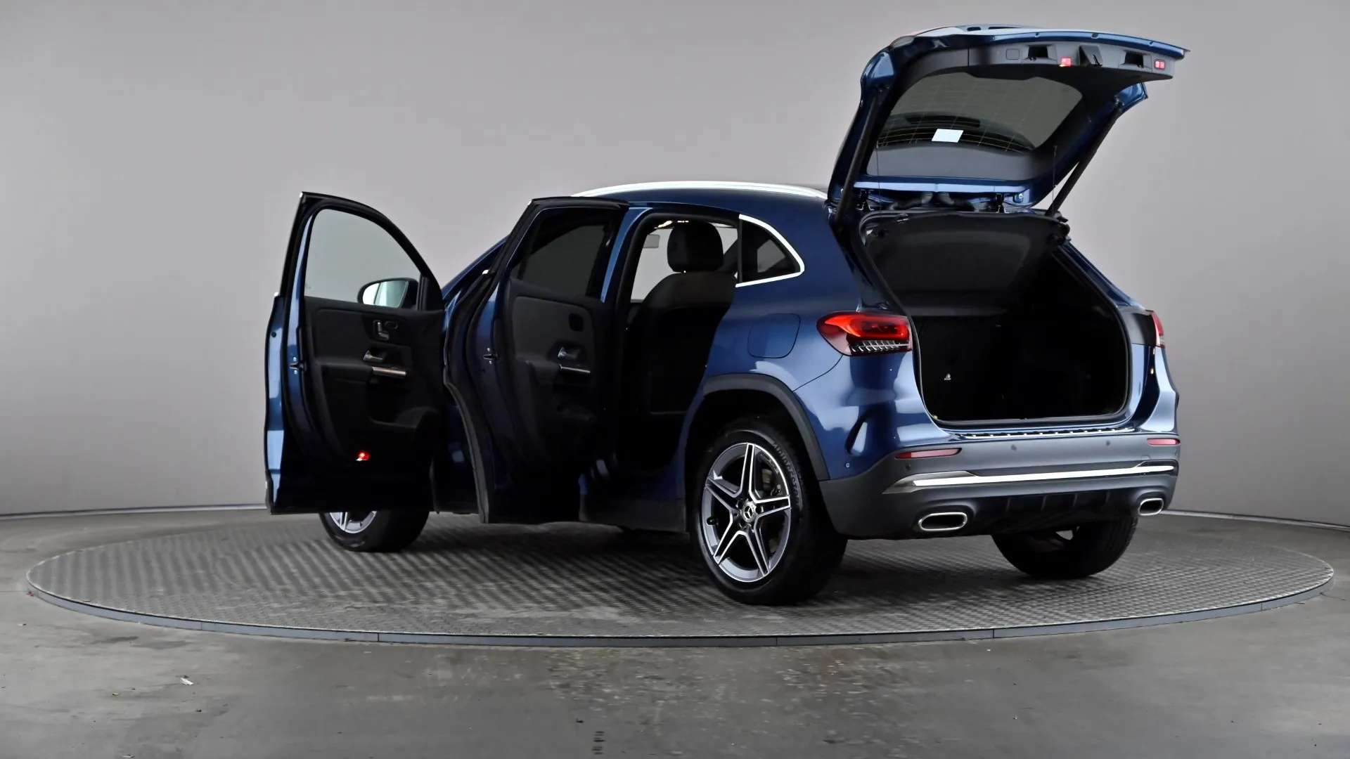 2021 MERCEDES-BENZ GLA 2021 MERCEDES-BENZ GLA