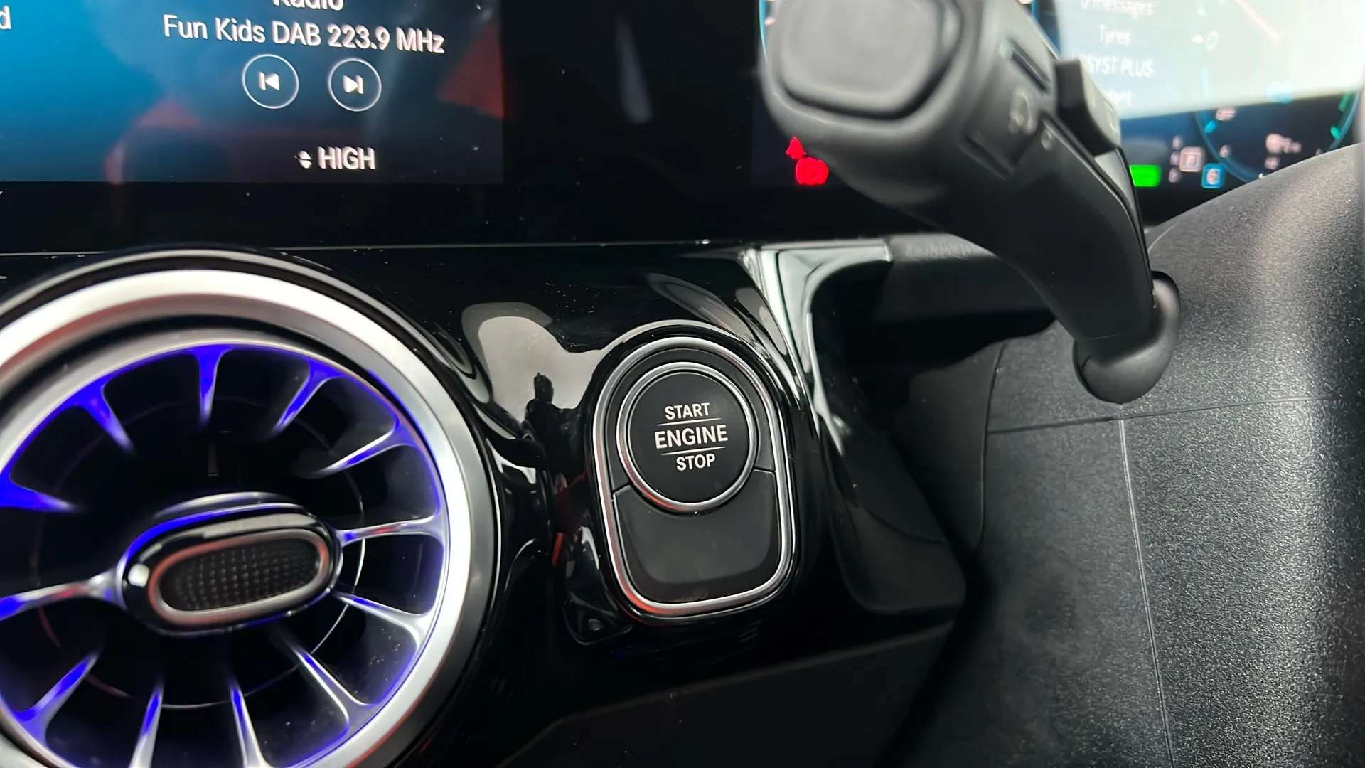 2021 MERCEDES-BENZ GLA 2021 MERCEDES-BENZ GLA