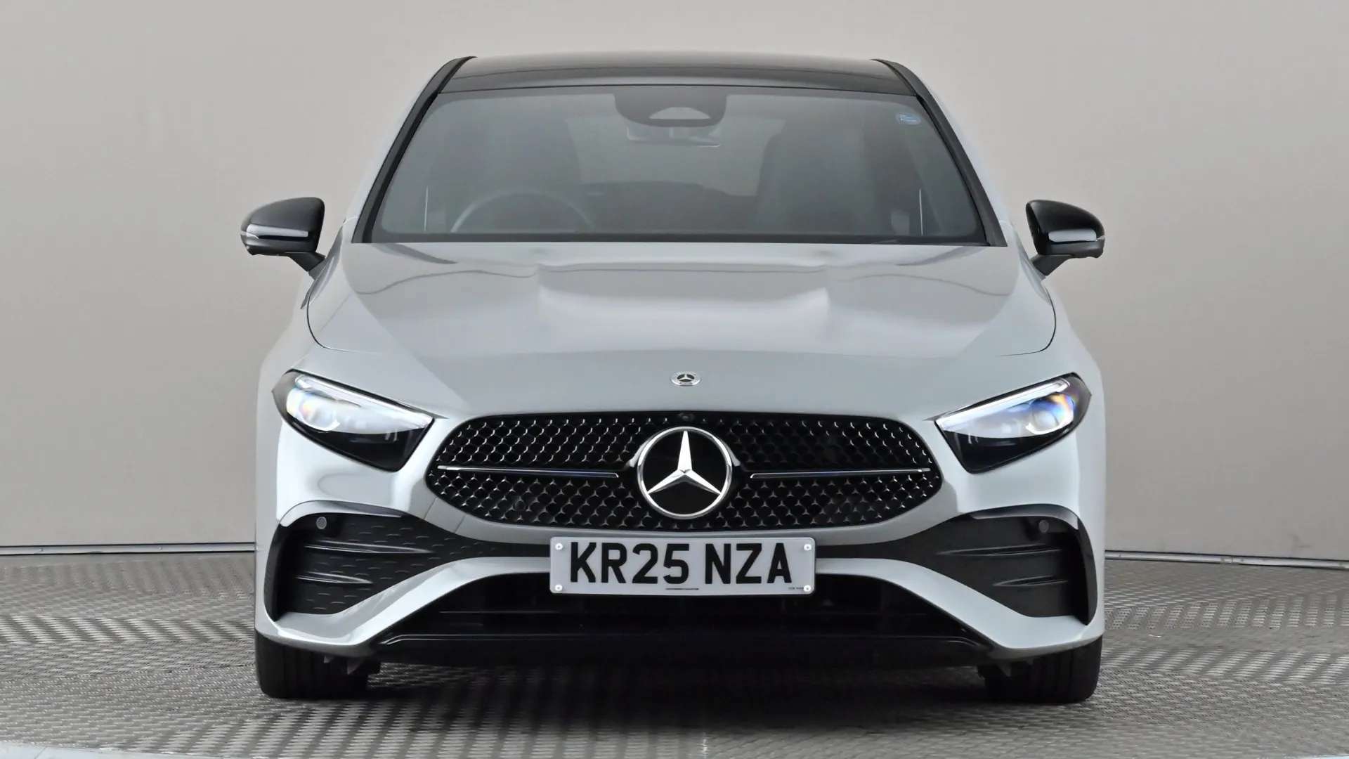 A 2025 MERCEDES-BENZ A CLASS A200 AMG Line Premium Plus Auto A 2025 MERCEDES-BENZ A CLASS A200 AMG Line Premium Plus Auto