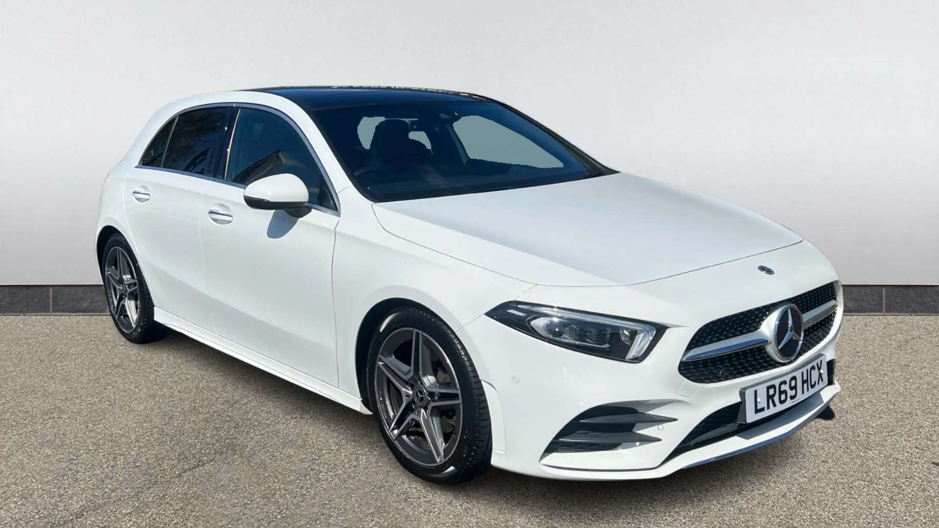 A 2019 MERCEDES-BENZ A CLASS A200d AMG Line Premium Plus Auto A 2019 MERCEDES-BENZ A CLASS A200d AMG Line Premium Plus Auto