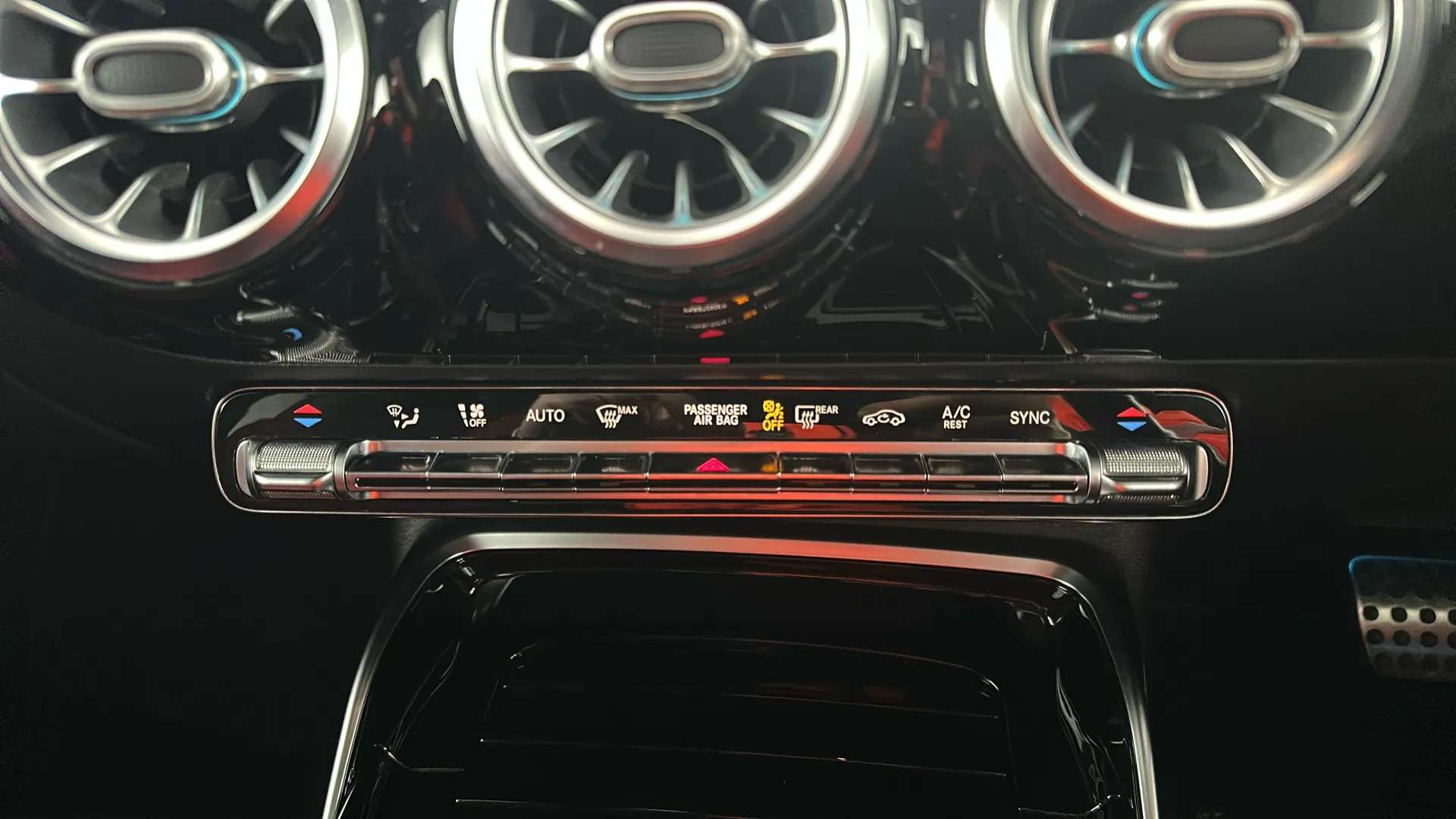 2019 MERCEDES-BENZ A CLASS 2019 MERCEDES-BENZ A CLASS