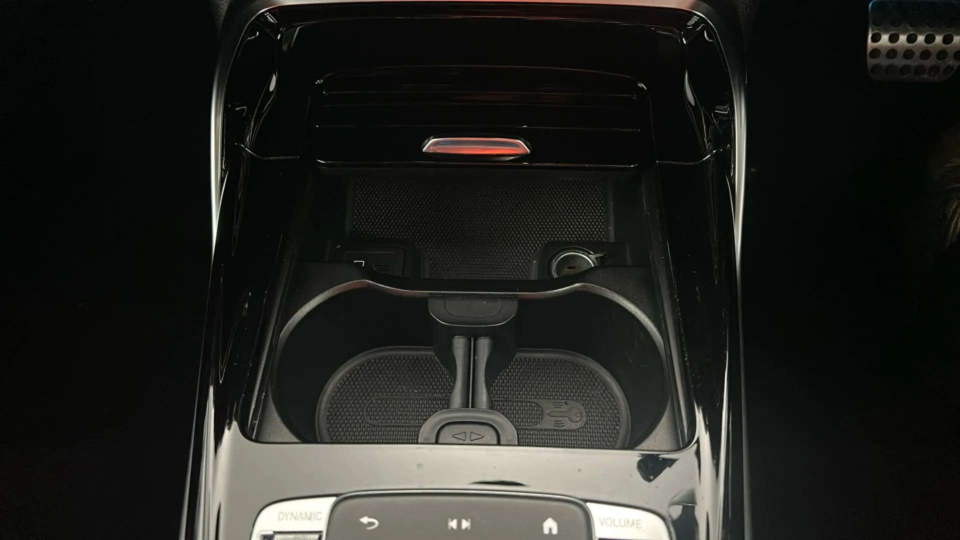 2019 MERCEDES-BENZ A CLASS 2019 MERCEDES-BENZ A CLASS