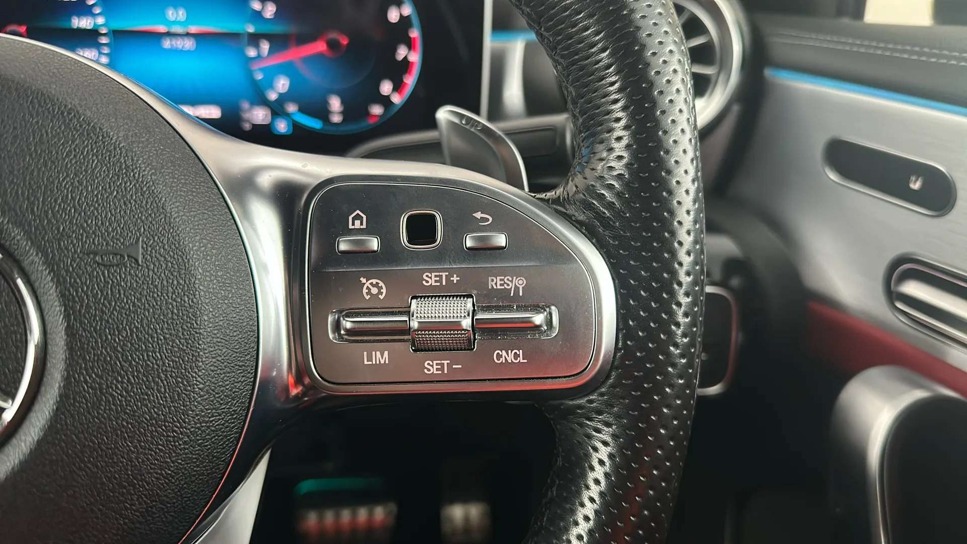 2019 MERCEDES-BENZ A CLASS 2019 MERCEDES-BENZ A CLASS