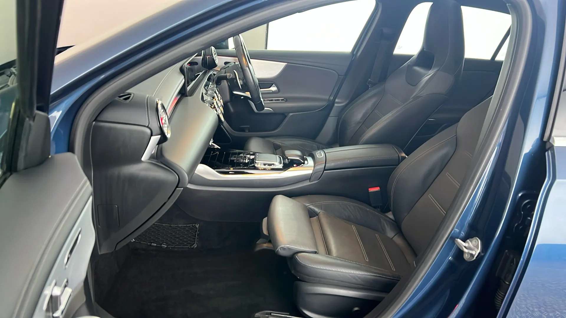 2019 MERCEDES-BENZ A CLASS 2019 MERCEDES-BENZ A CLASS