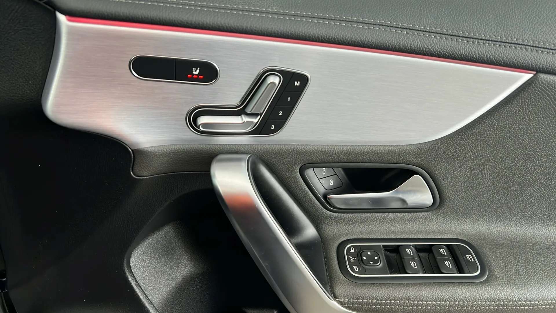 2019 MERCEDES-BENZ A CLASS 2019 MERCEDES-BENZ A CLASS