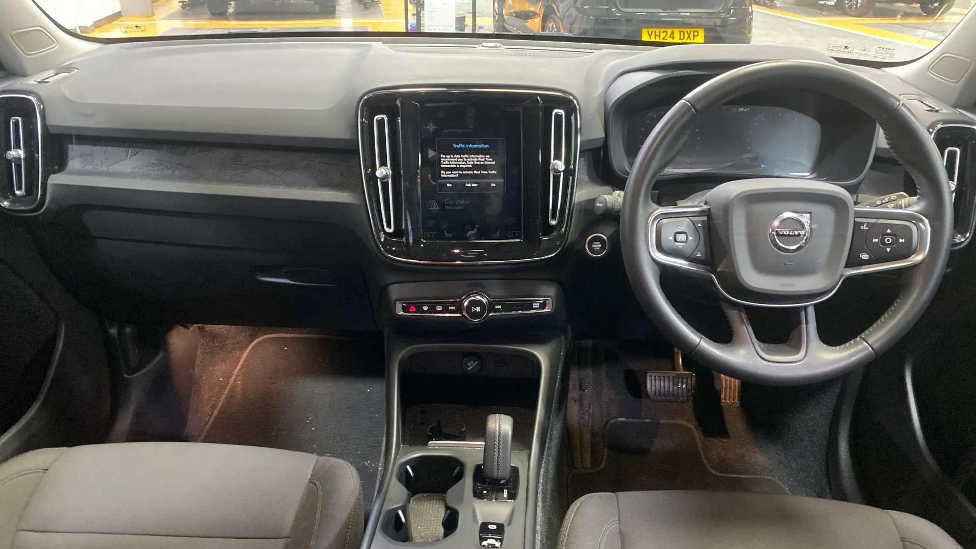 2021 VOLVO XC40 2021 VOLVO XC40